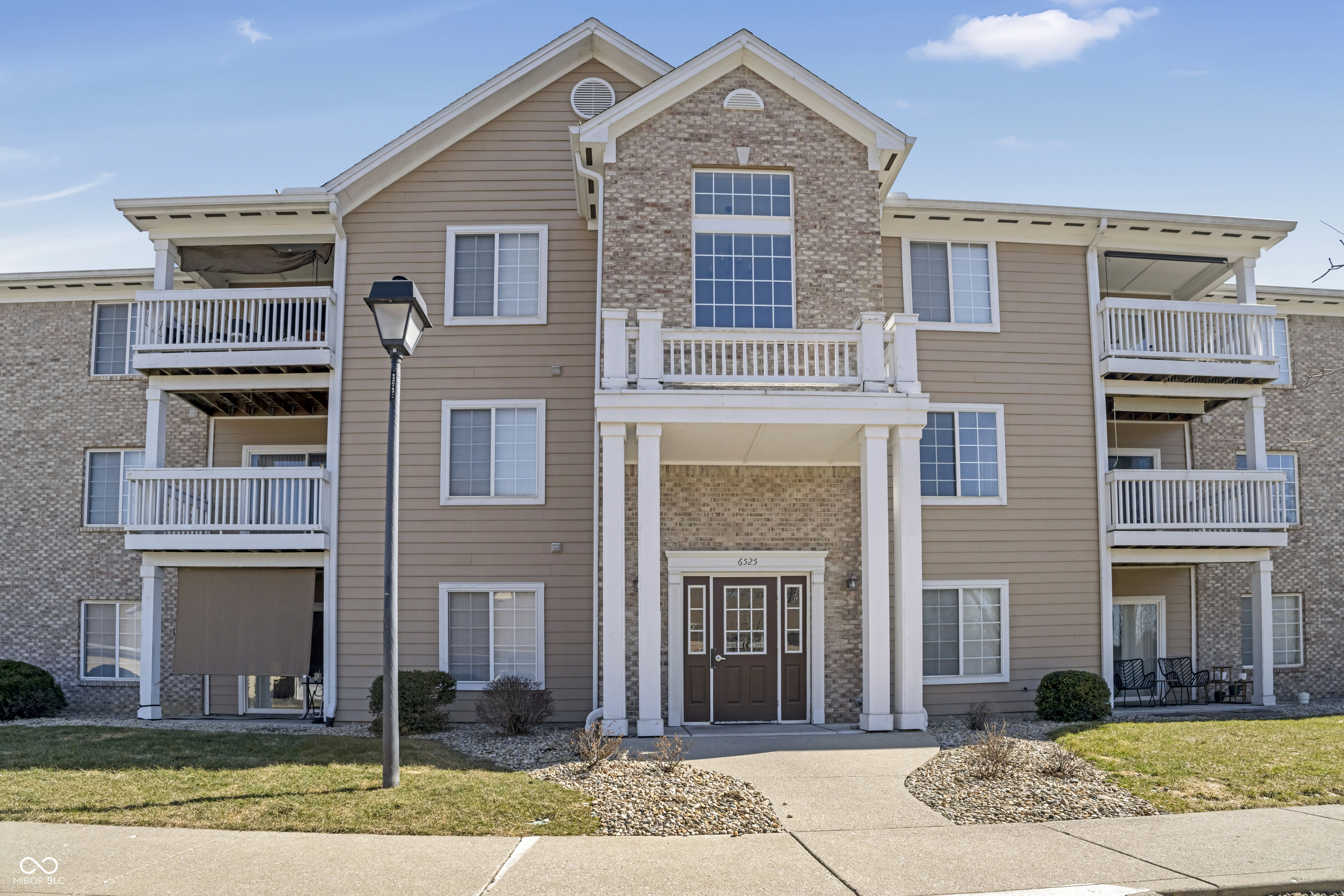 6525 Emerald Hill Court