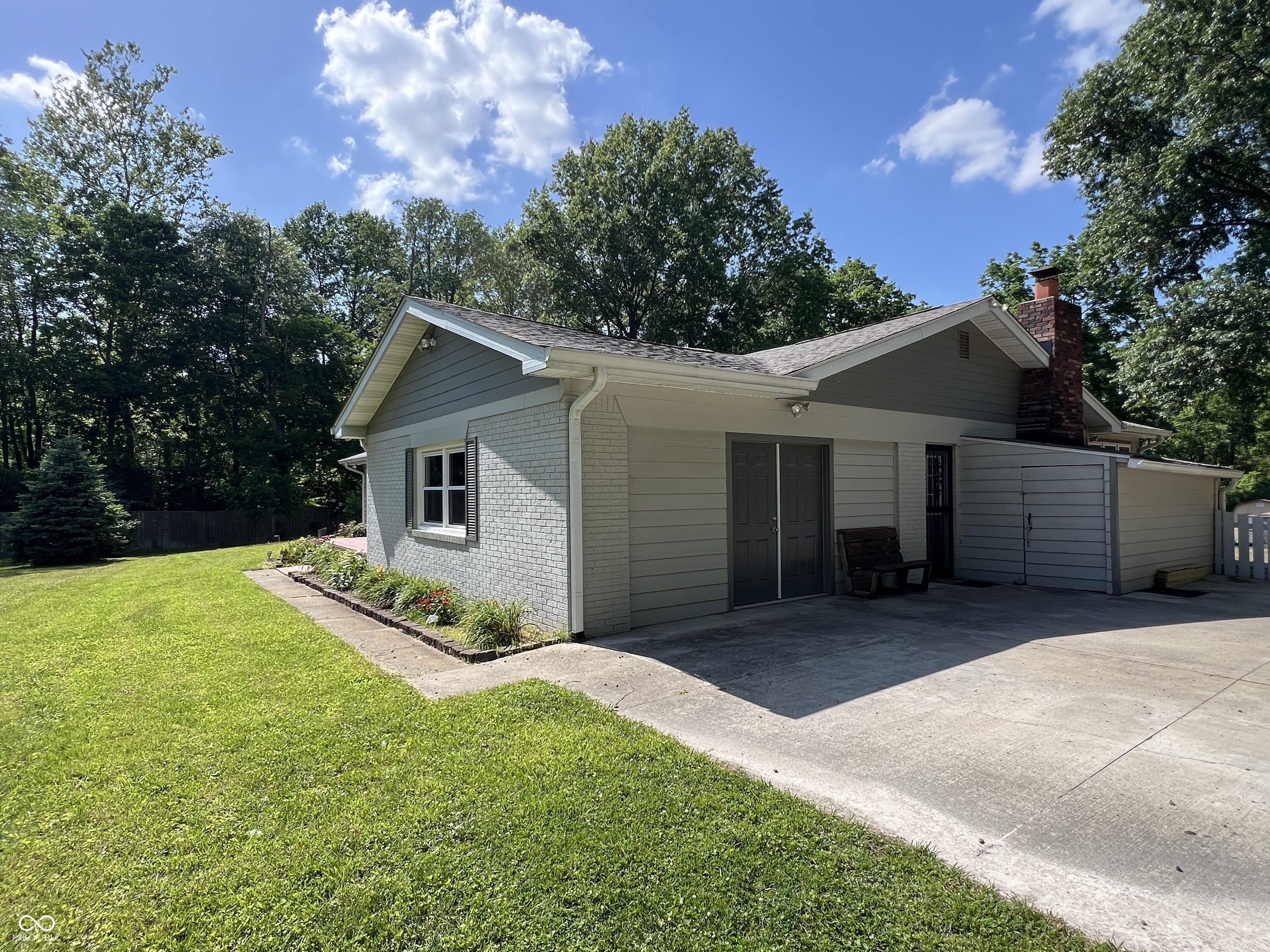 6238 E Southport Road