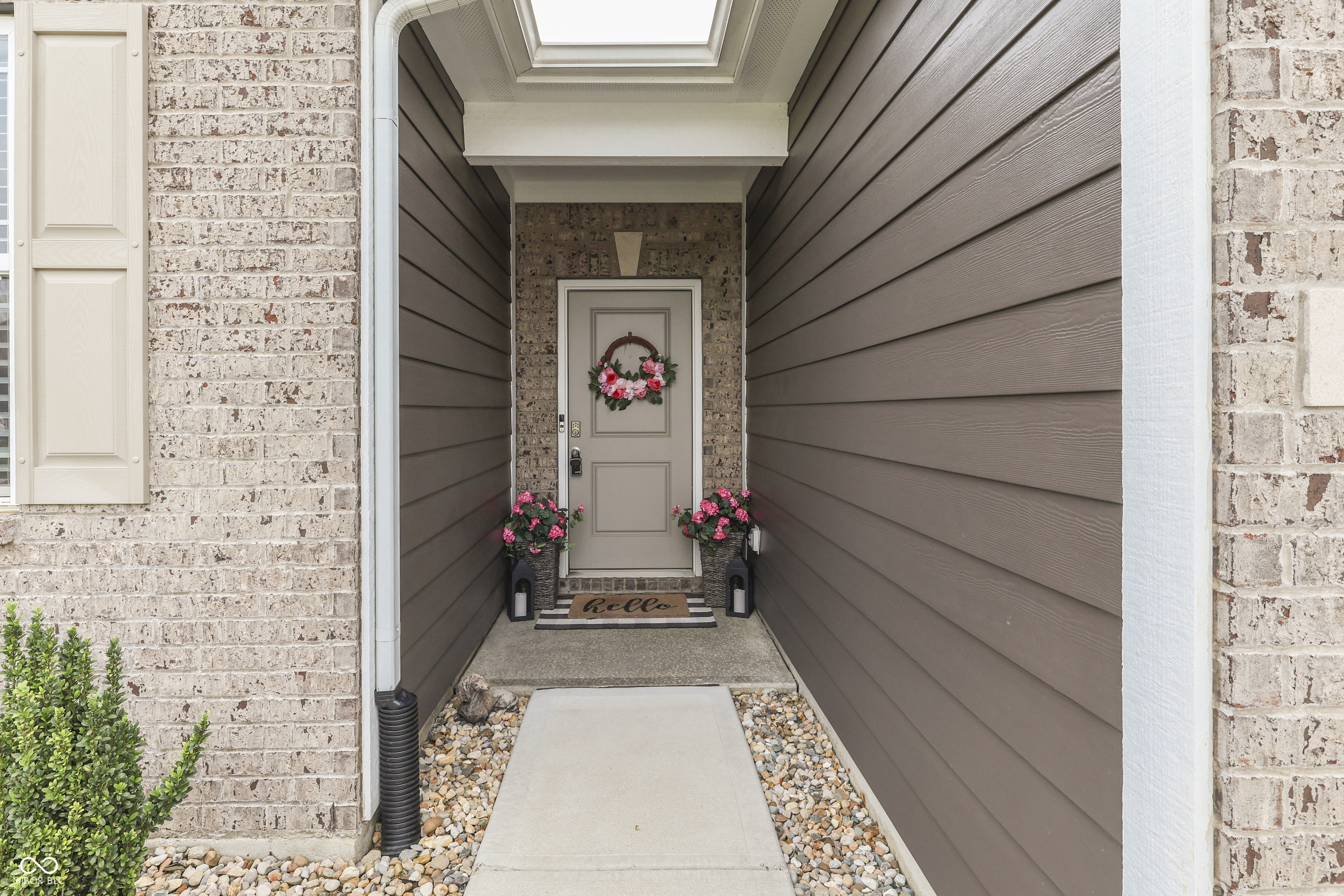 7231 Wooden Grange Drive