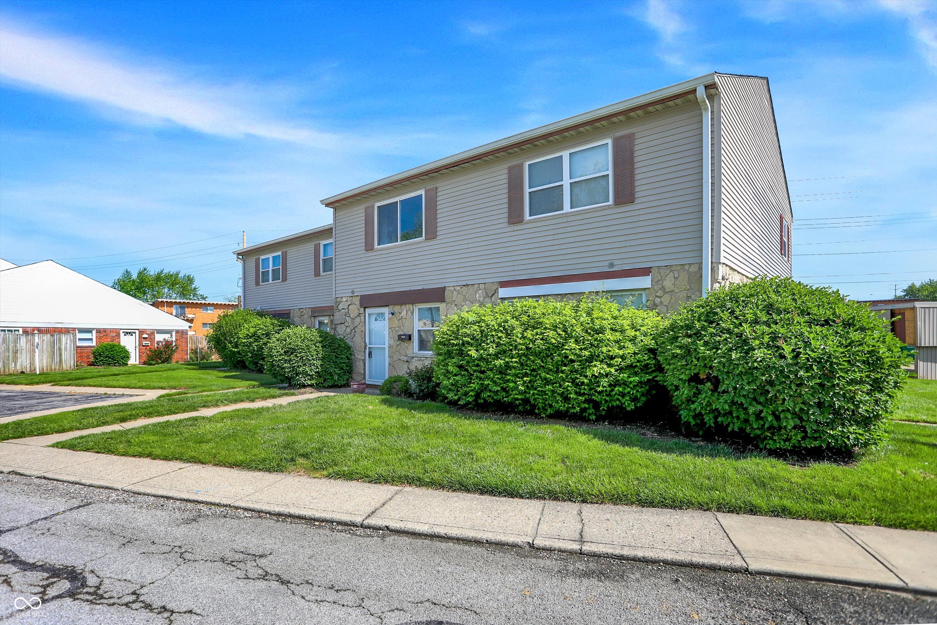 2642 Country Estates Drive
