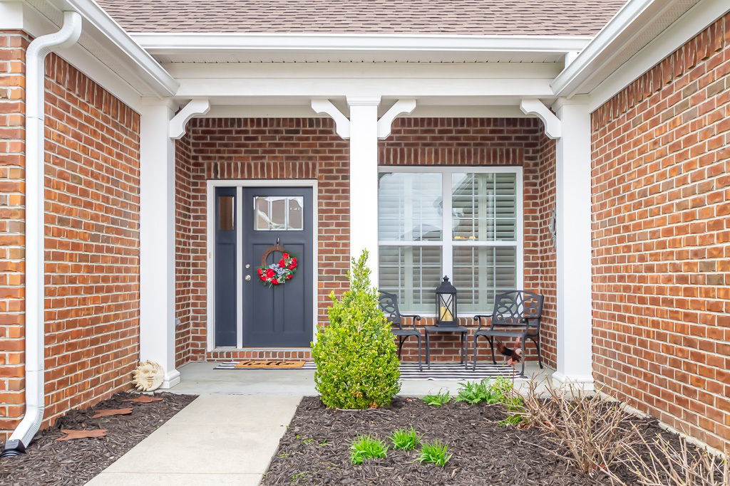 6158 Royal Alley Place