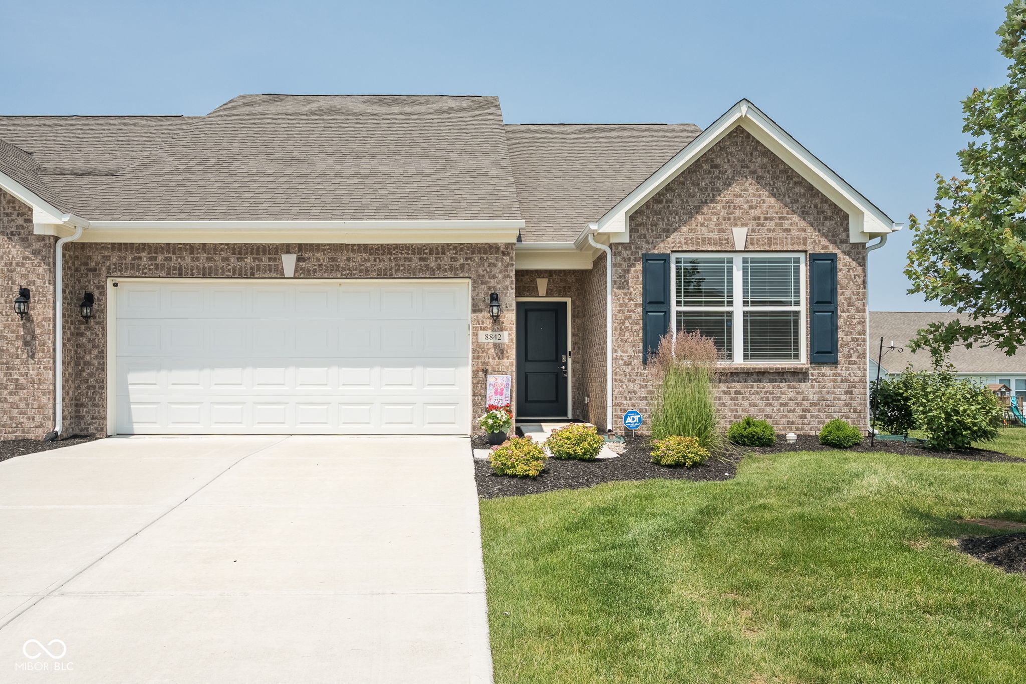 8842 Twain Lane