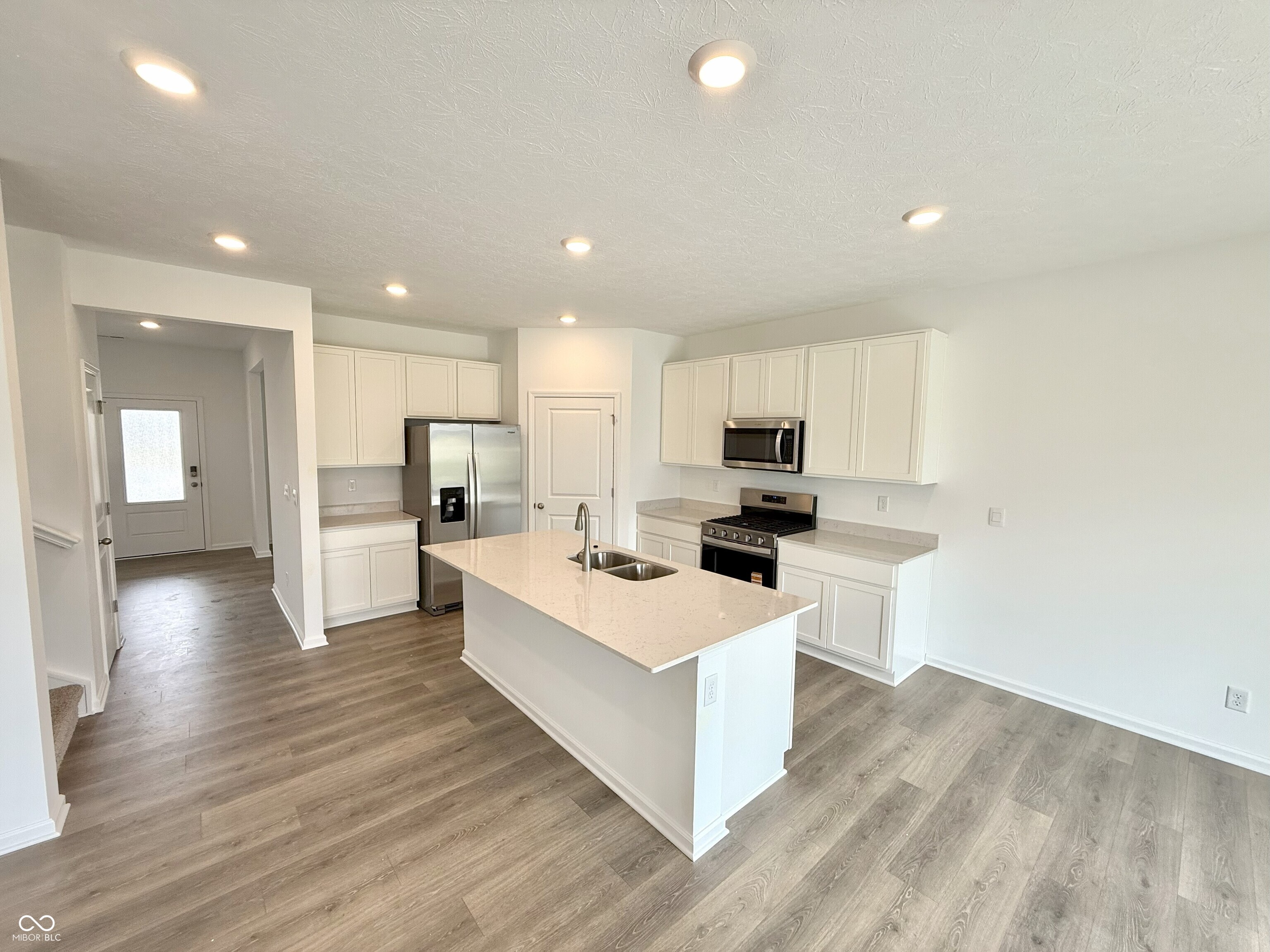 9113 Steinbeck Lane