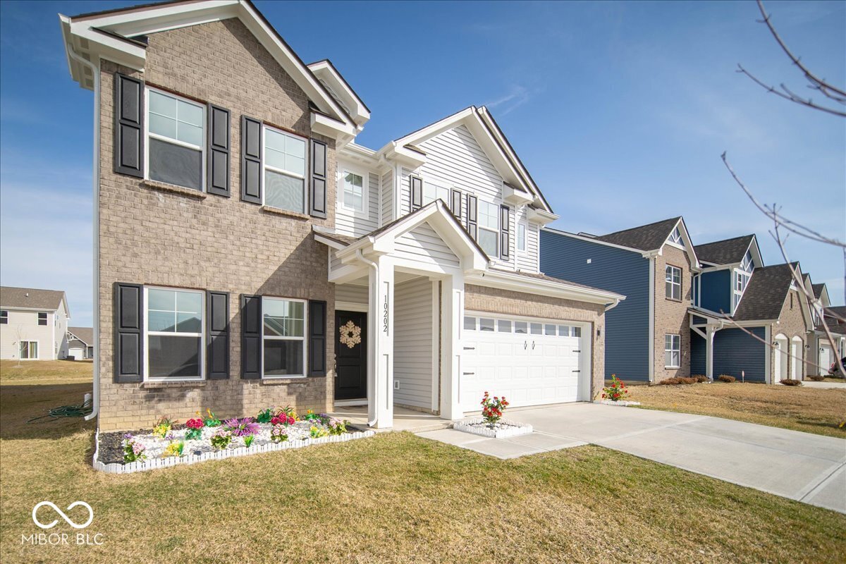 10202 Meadow Path Lane