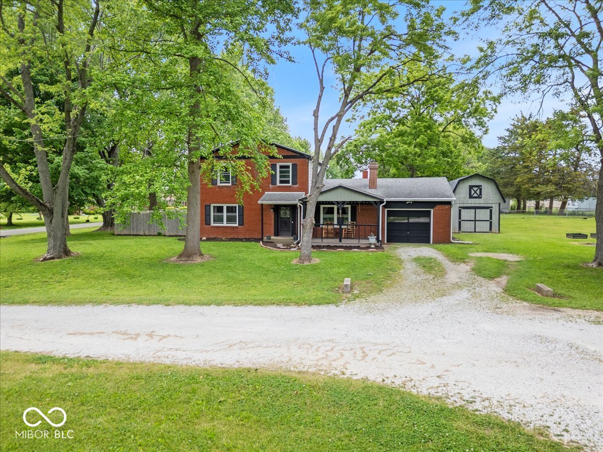 210 N Pleasant Run