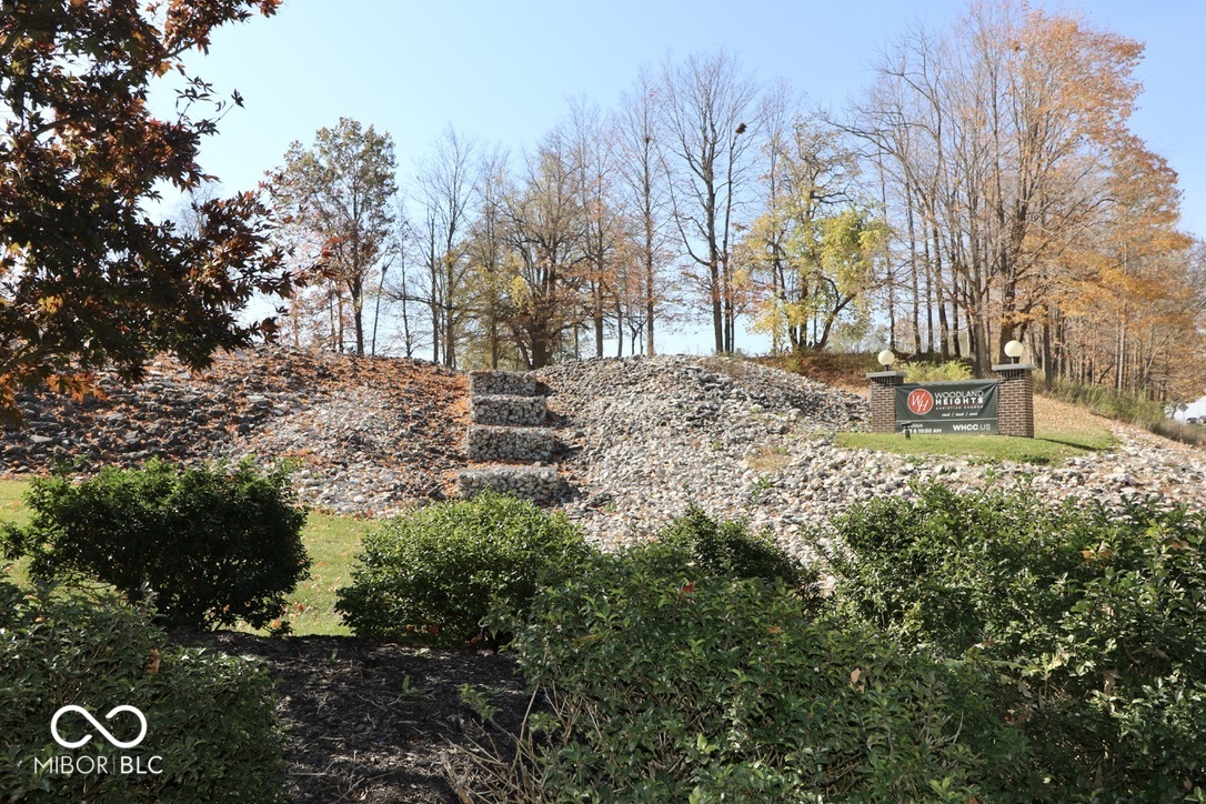 437 N Woodland Heights Drive