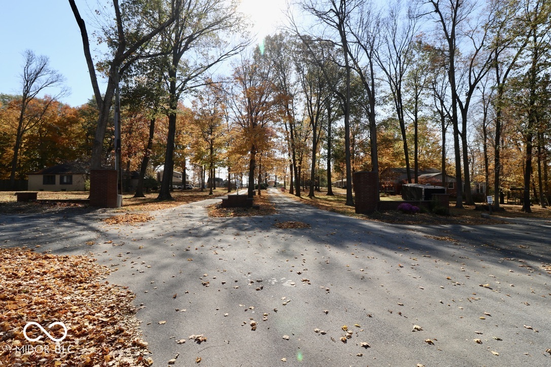 437 N Woodland Heights Drive