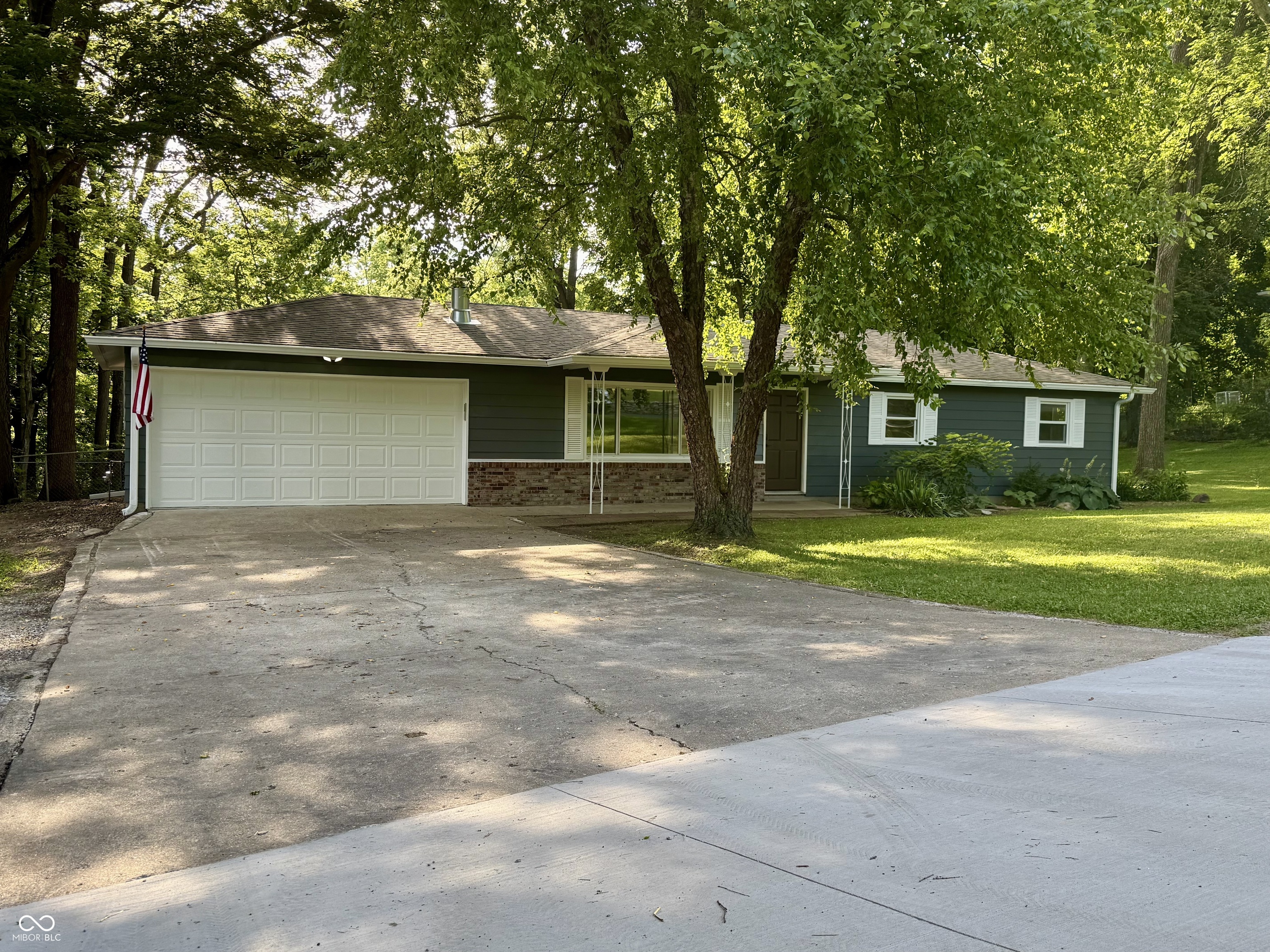 84 S Schenck Road