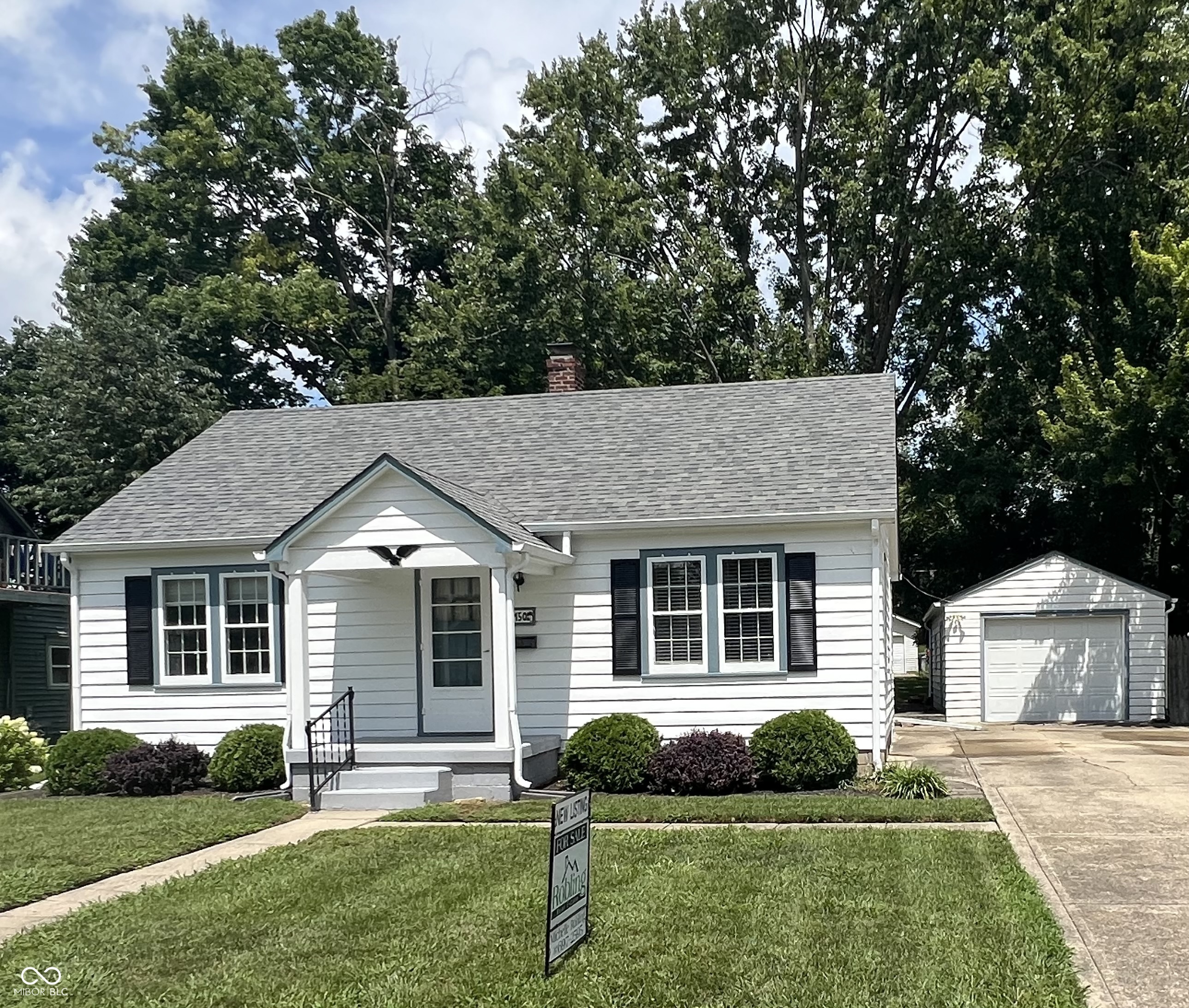 150 W Main Street