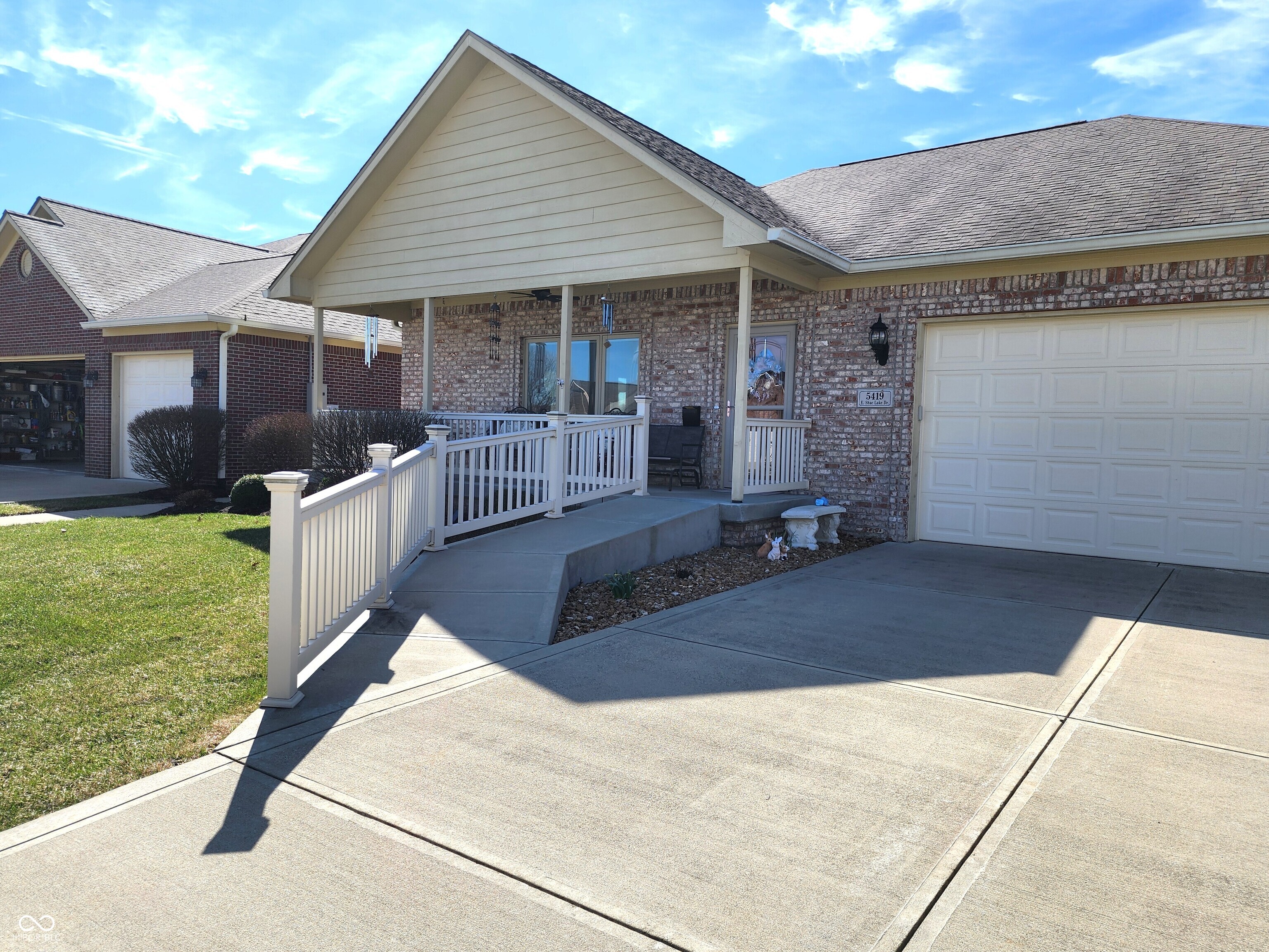 5419 E Shae Lake Drive
