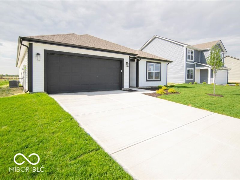 3261 W Keepsake Lane