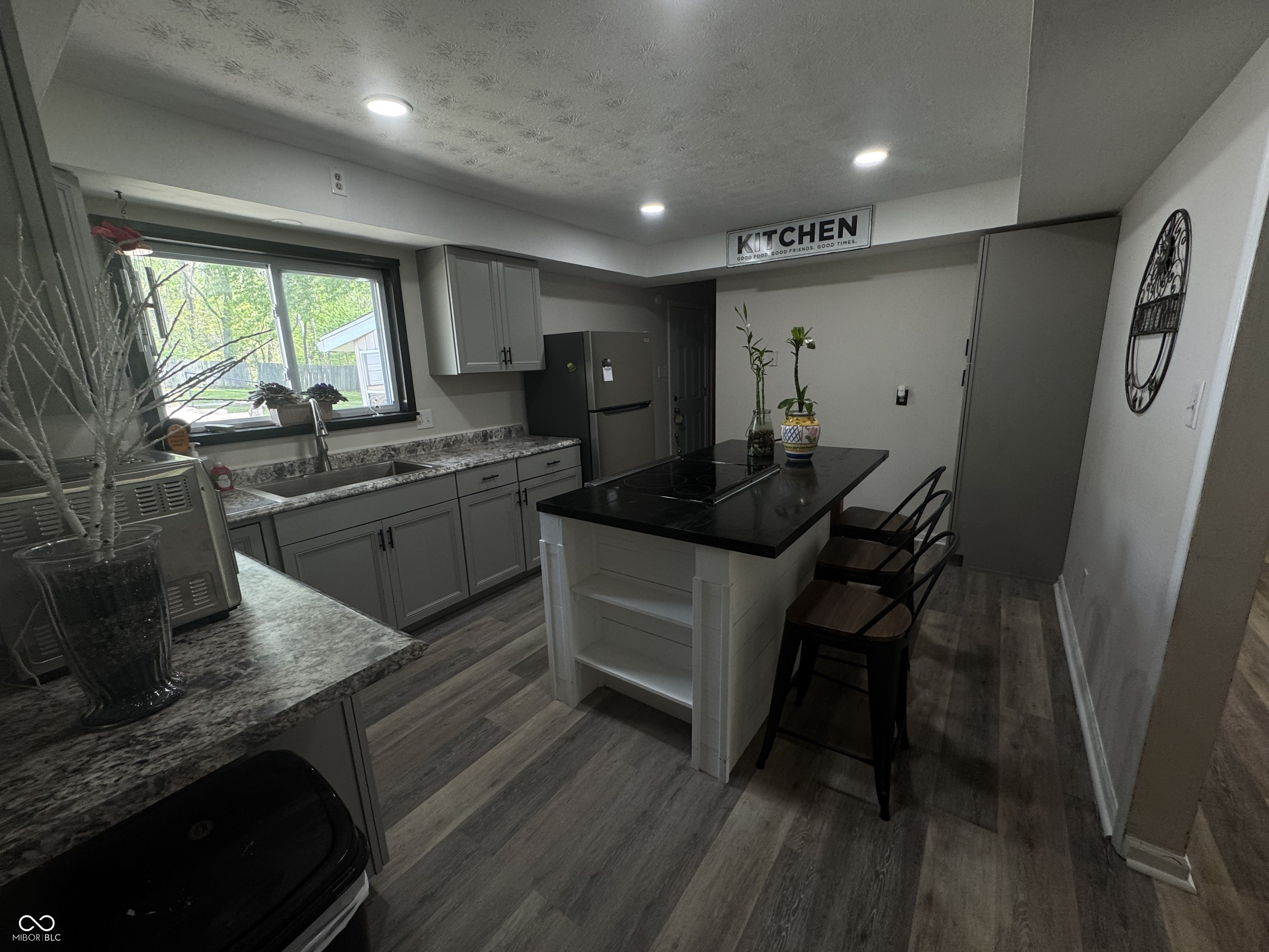 326 W State Road 42