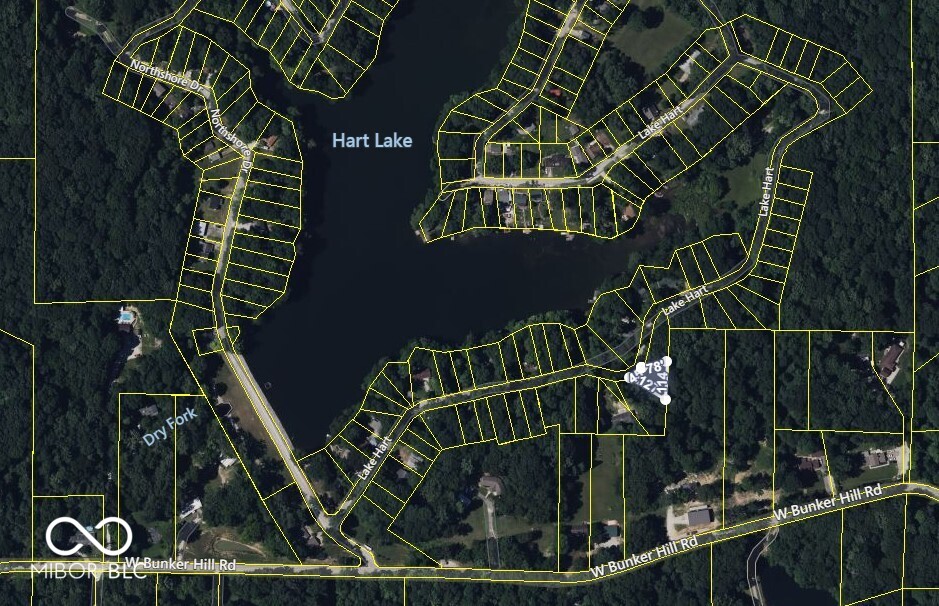39 Lake Hart