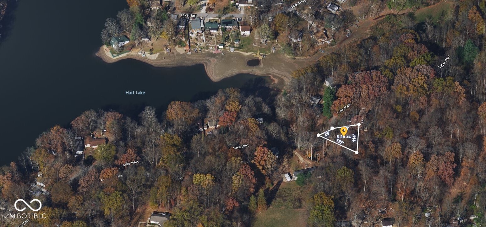 39 Lake Hart