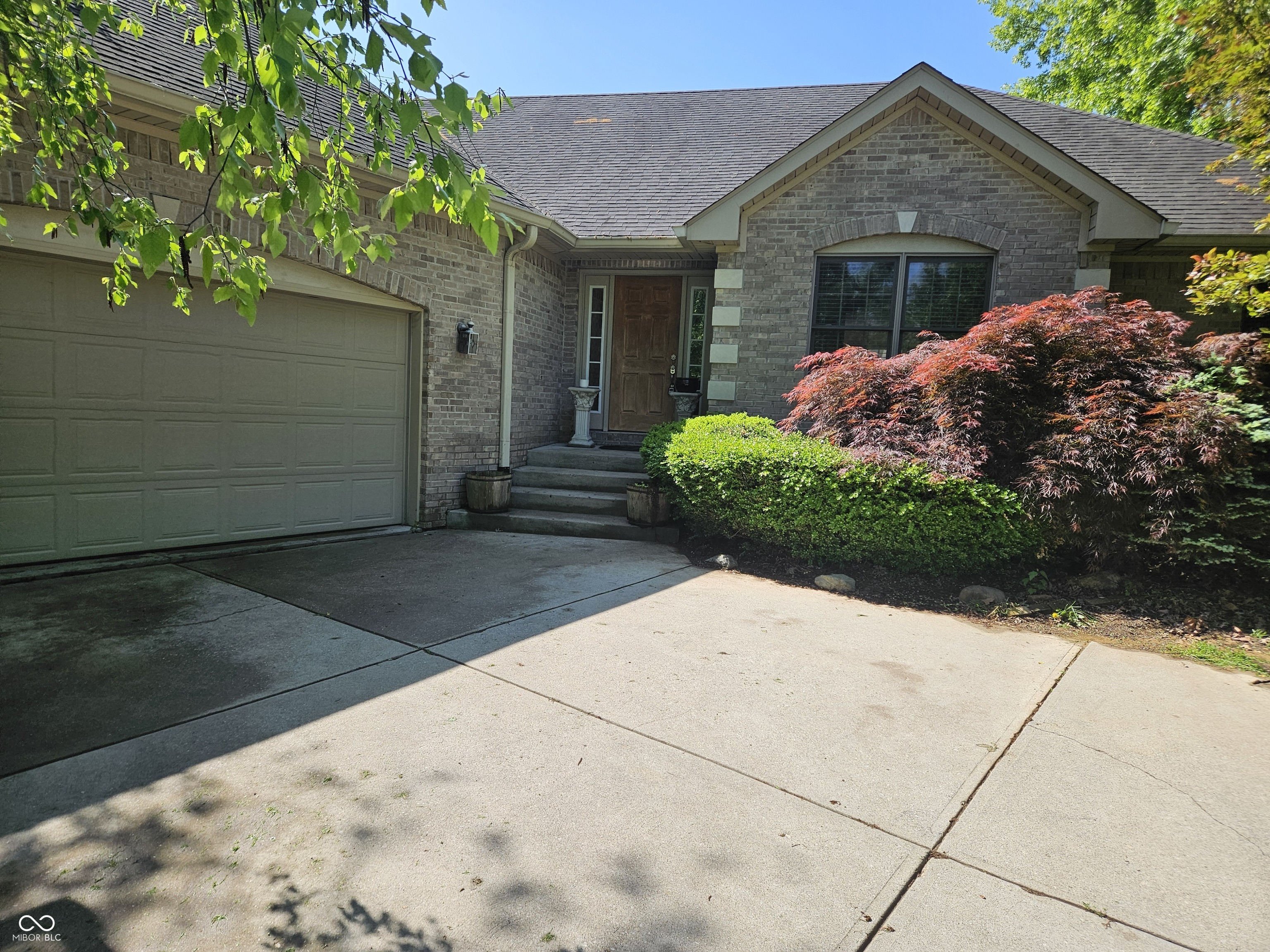 1605 Fox Drive