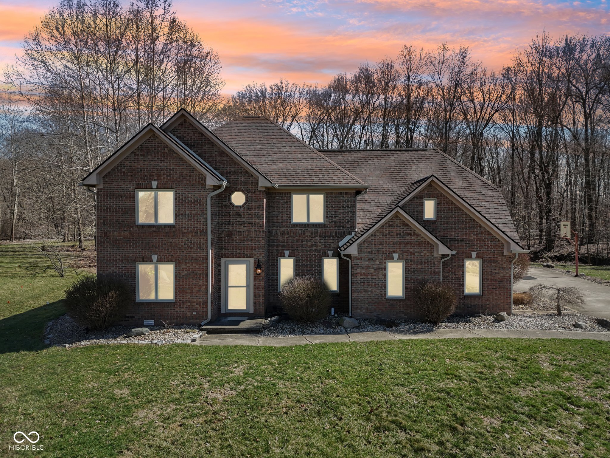 2525 Sunderland Drive