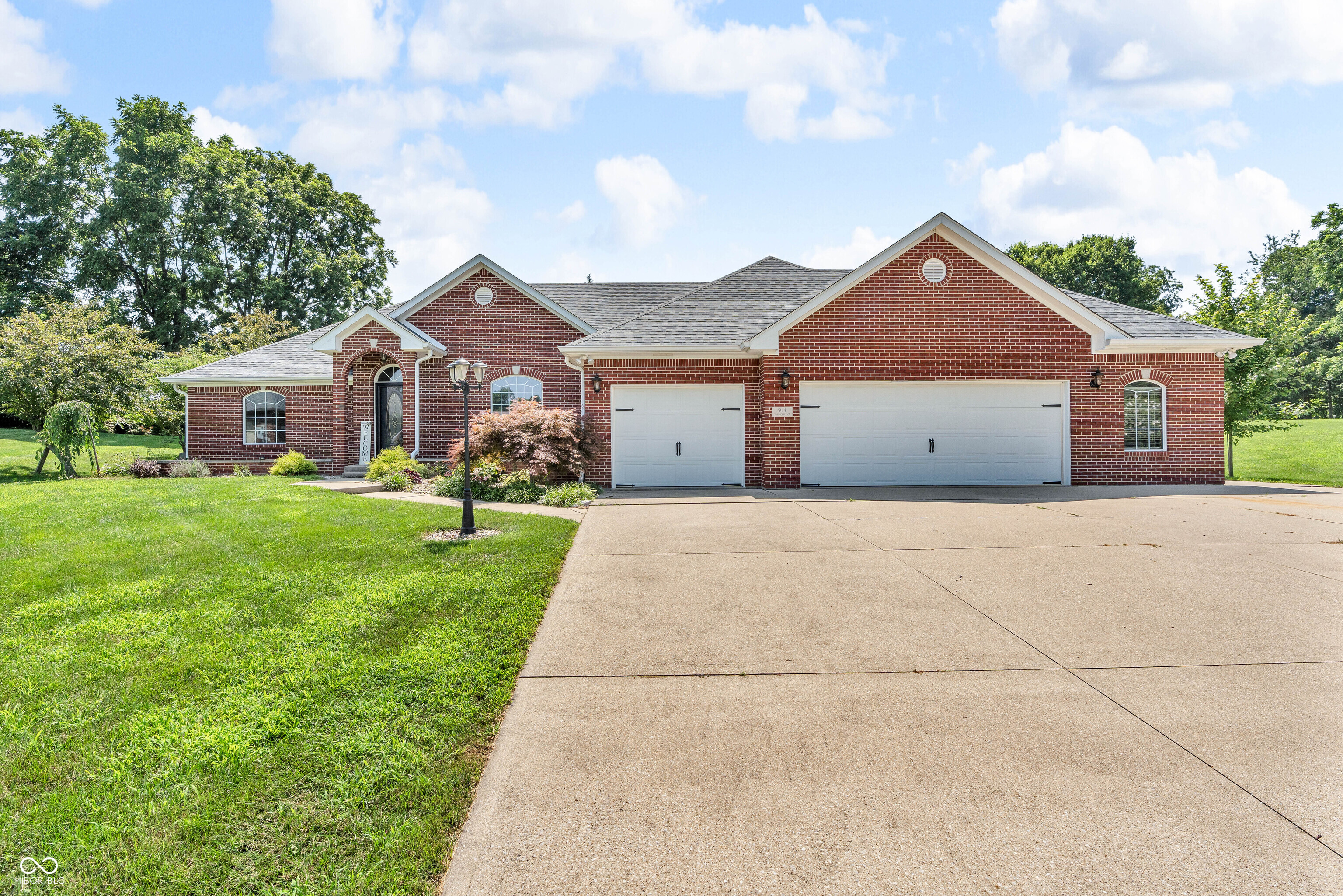 914 Sand Creek Court