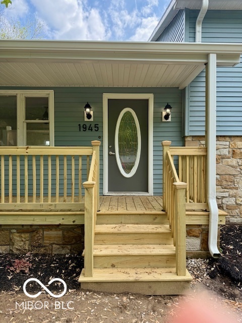 1945 Plantation Lane