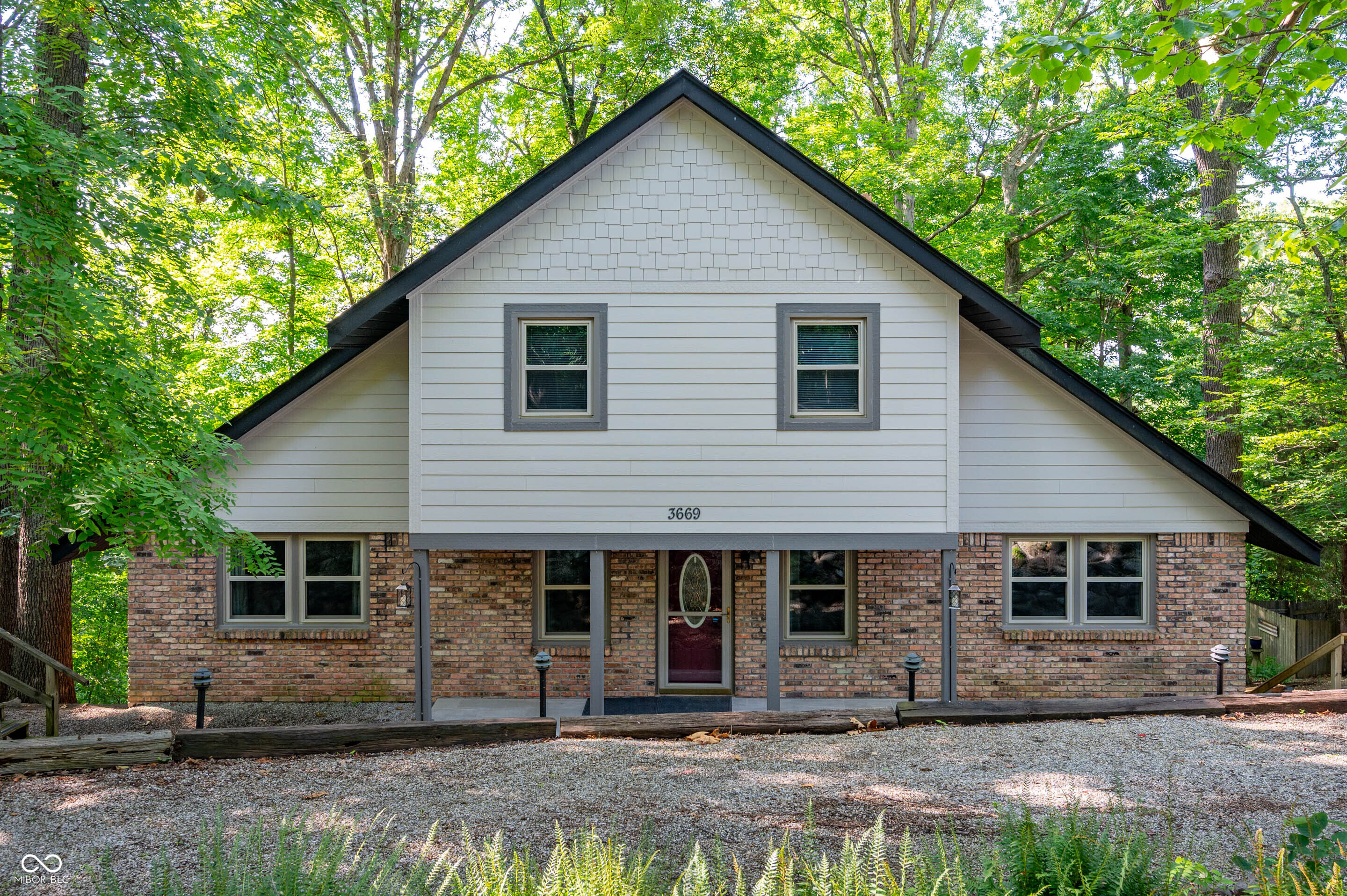 3669 Glenwood Drive