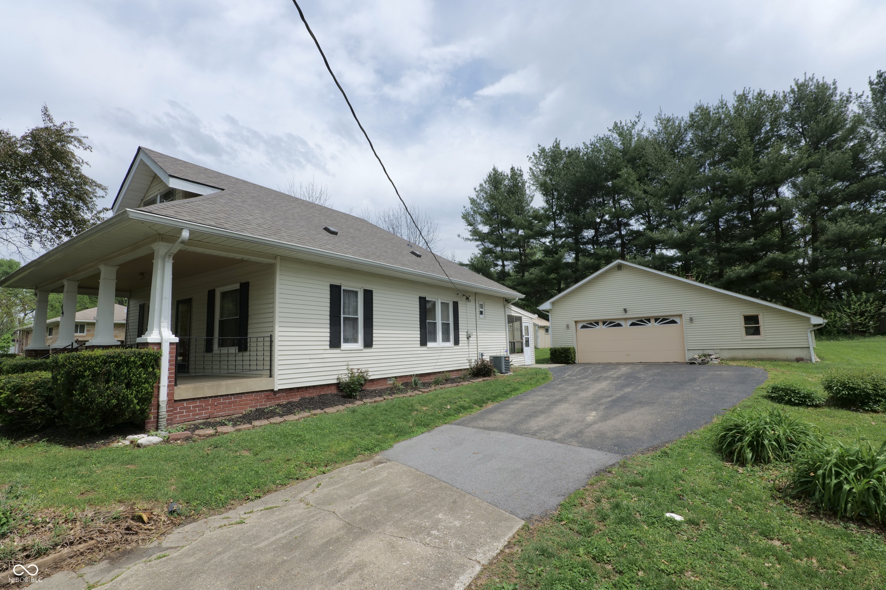 489 Highland Street