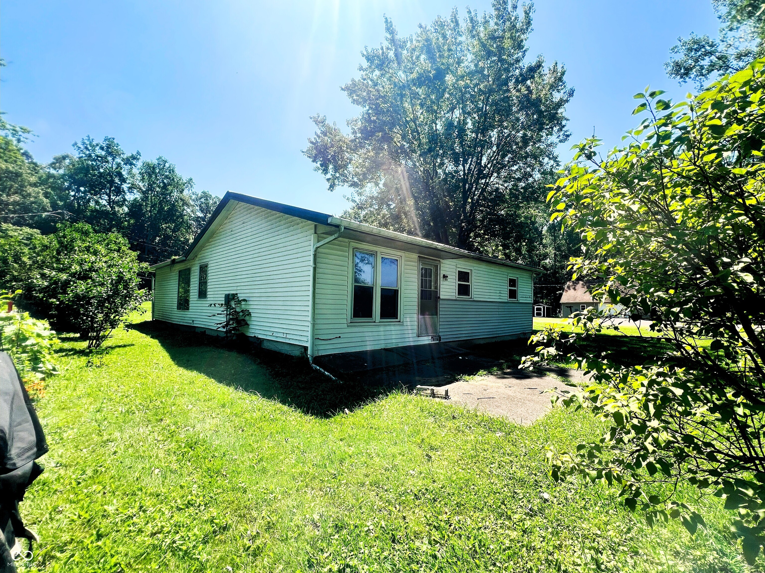 3122 W 1st Drive