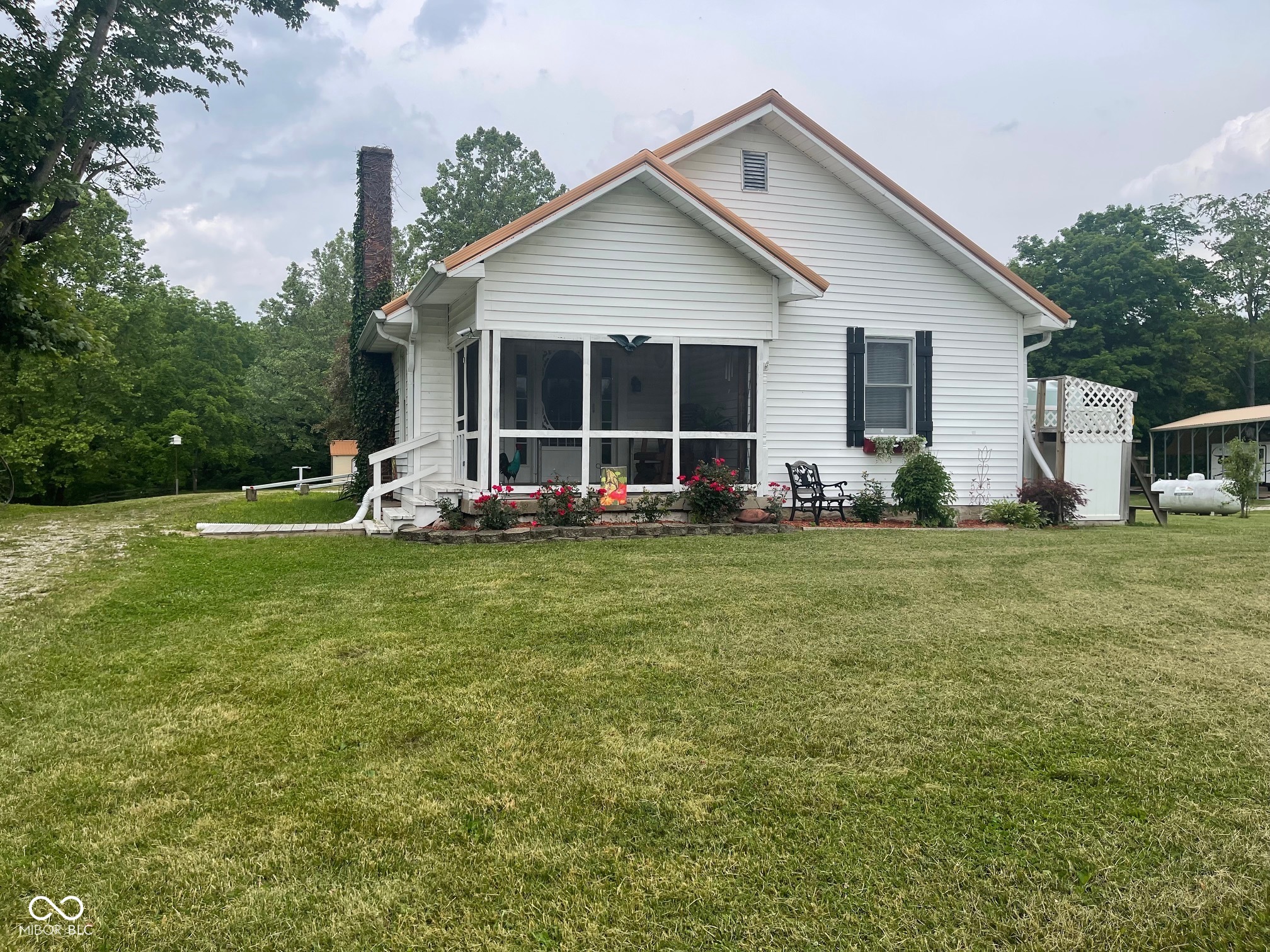 965 Dixie Hill Road