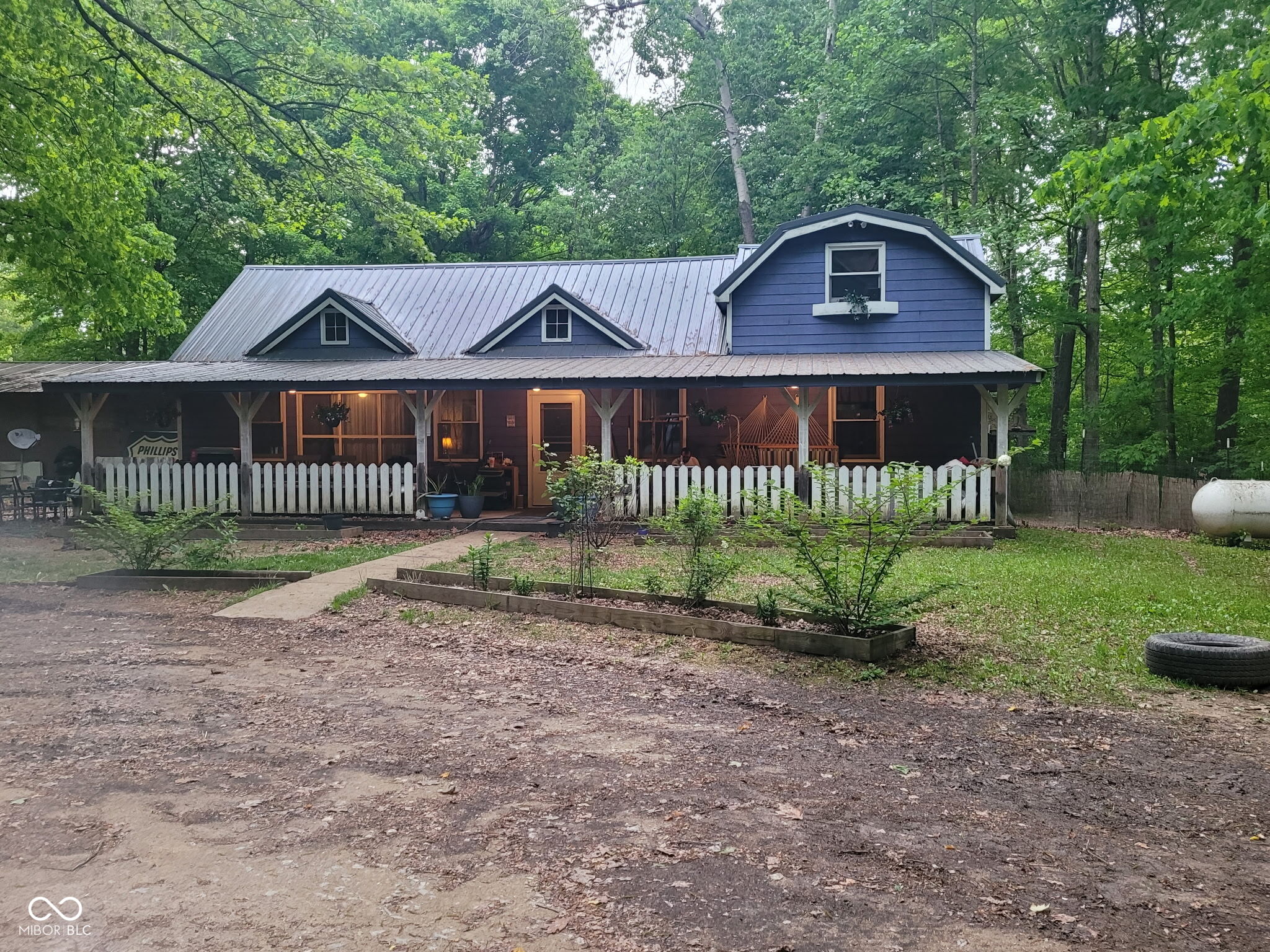 1248 Livingston Lane