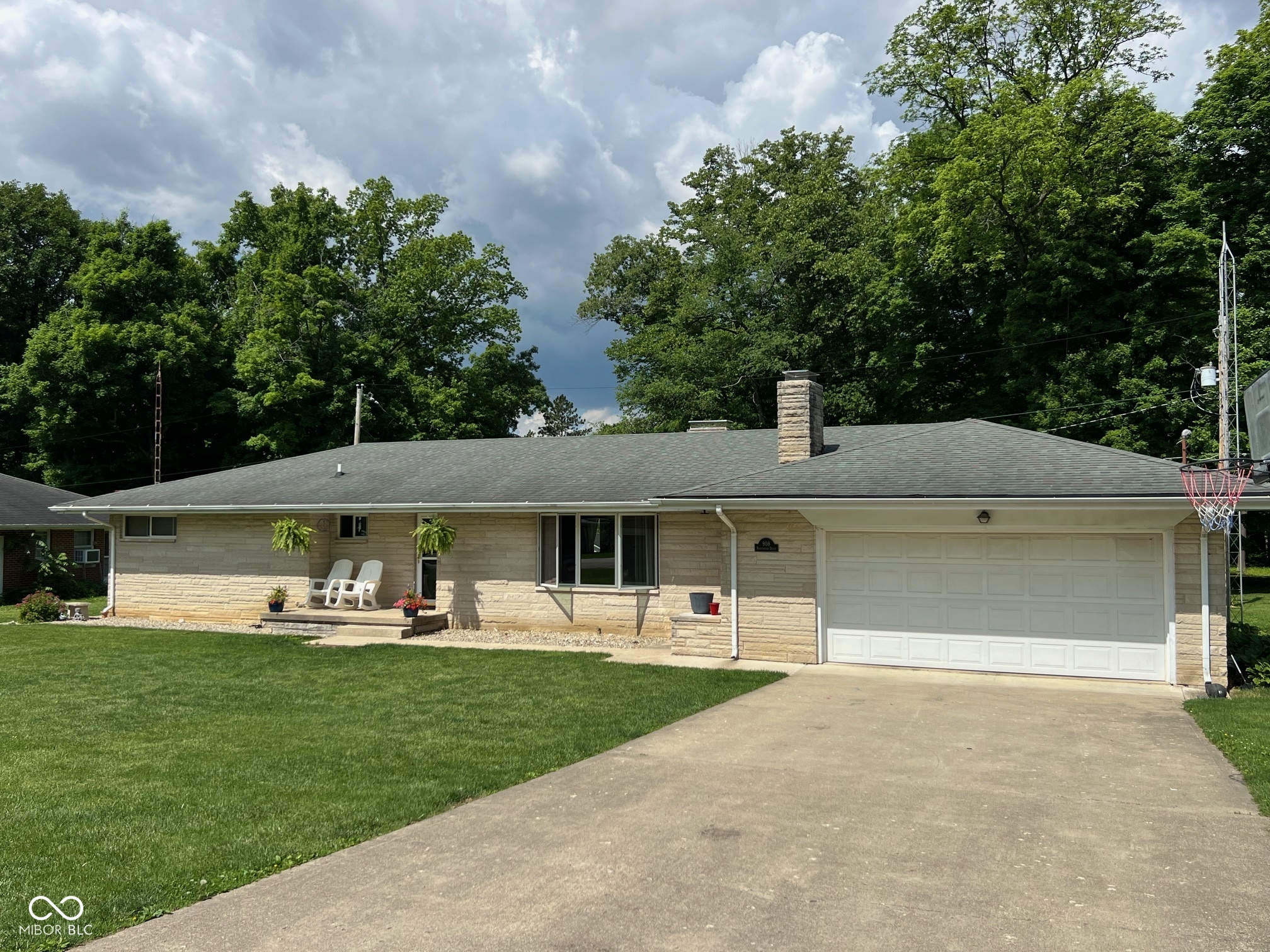 908 Northwood Drive
