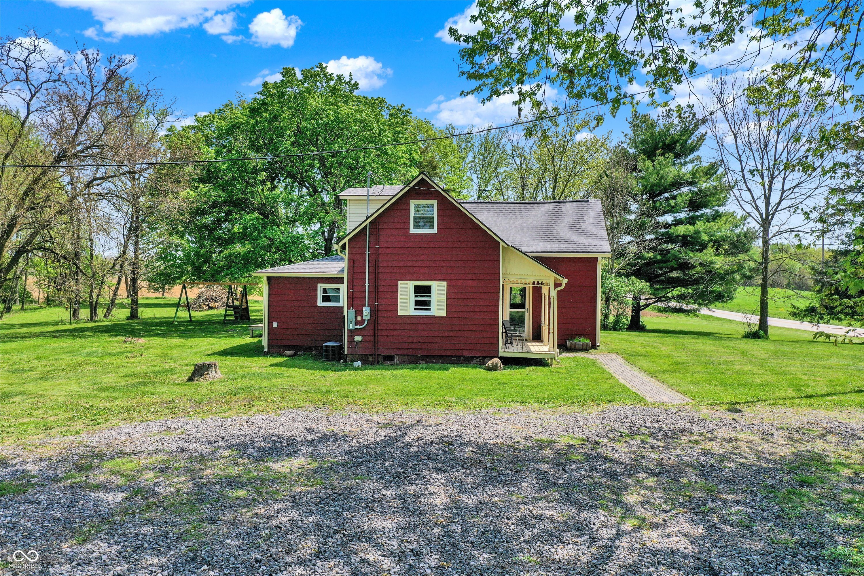 4925 E State Road 236