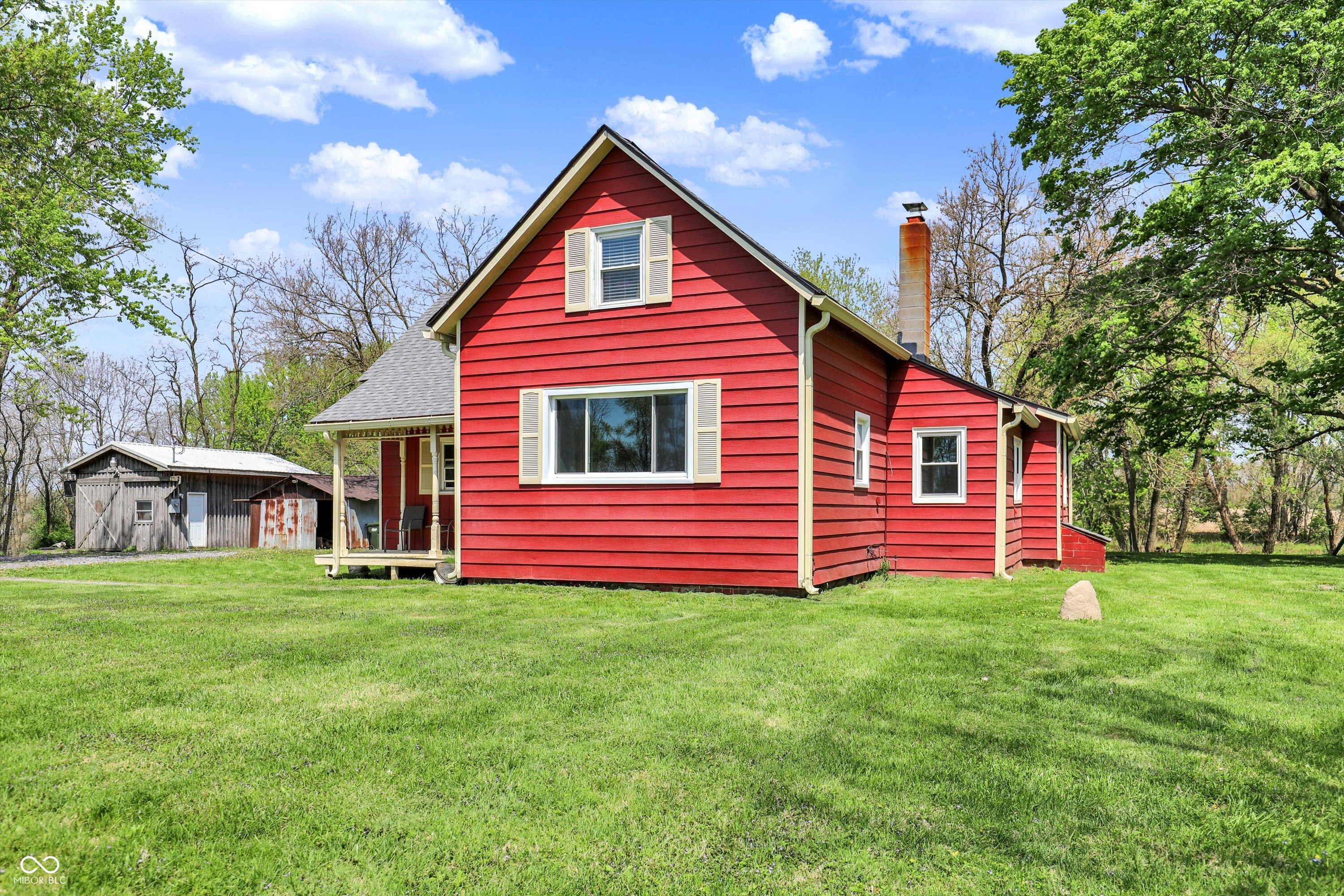 4925 E State Road 236
