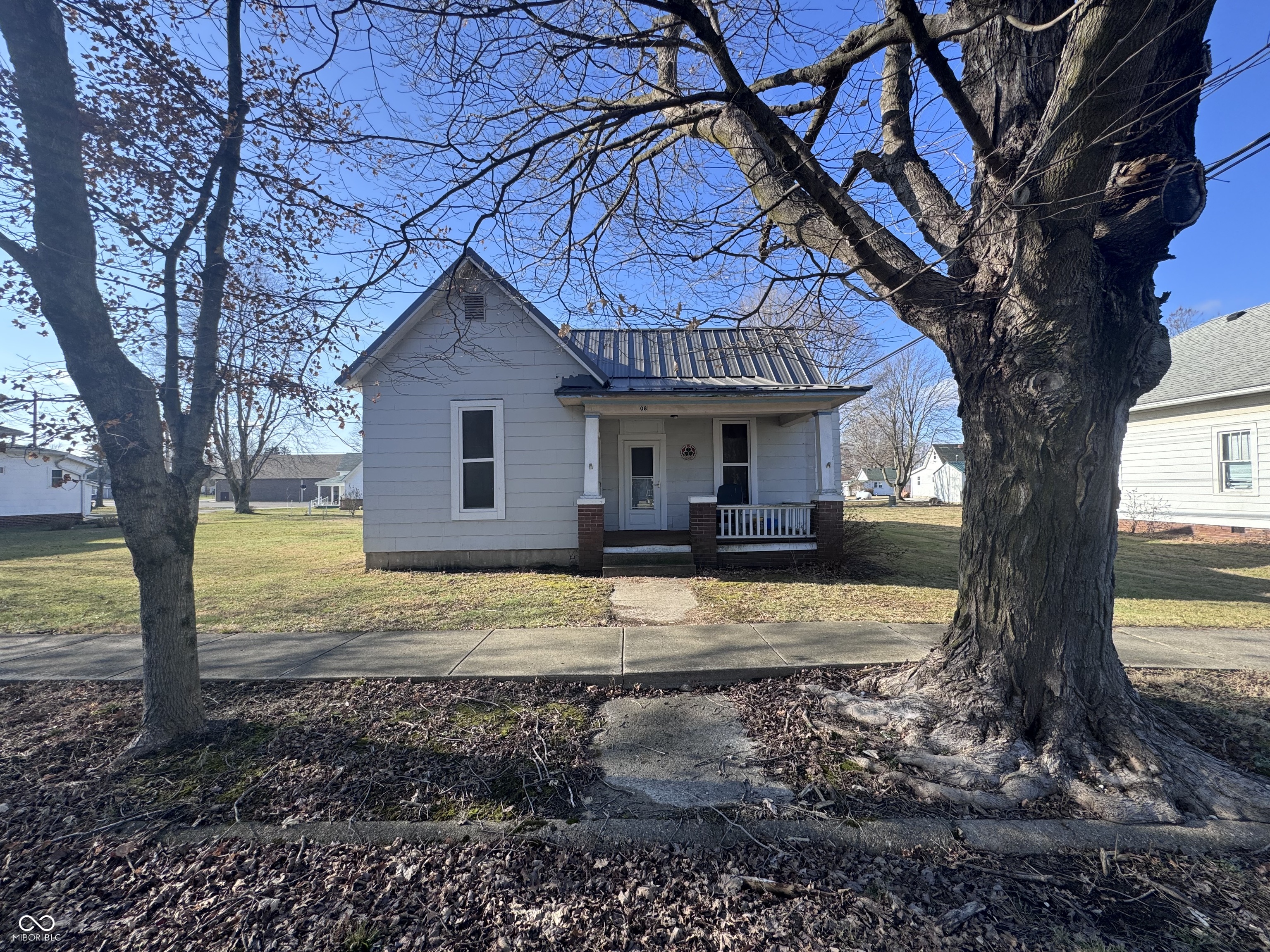 8 N Main Street