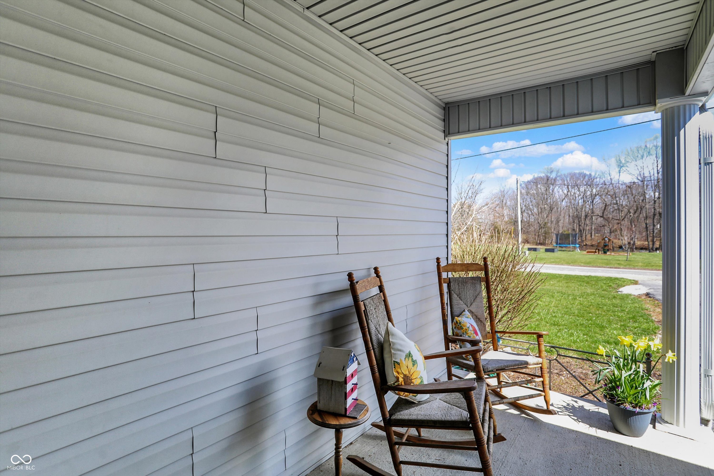 233 Lincoln Hills