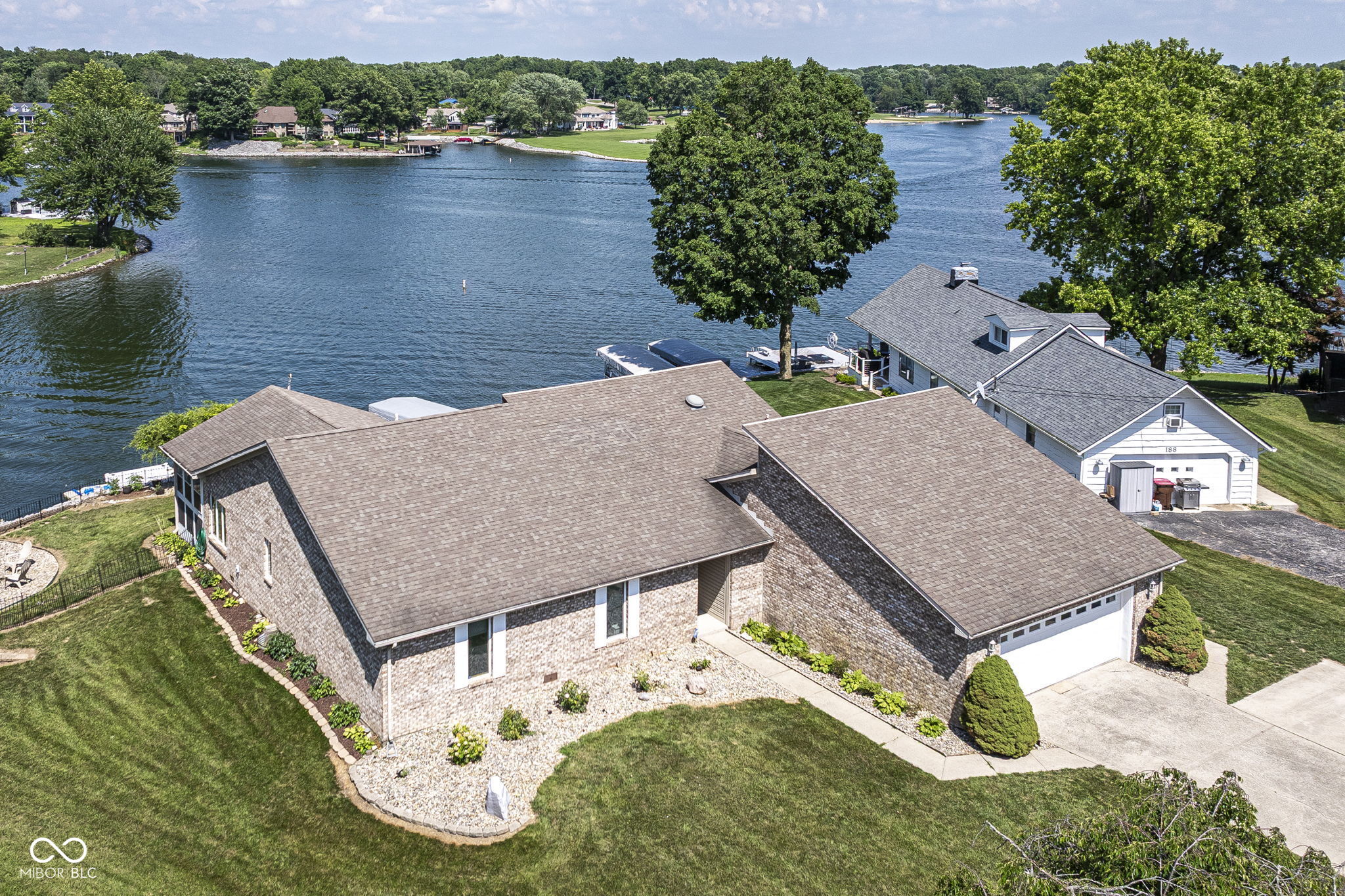 187 Mill Springs