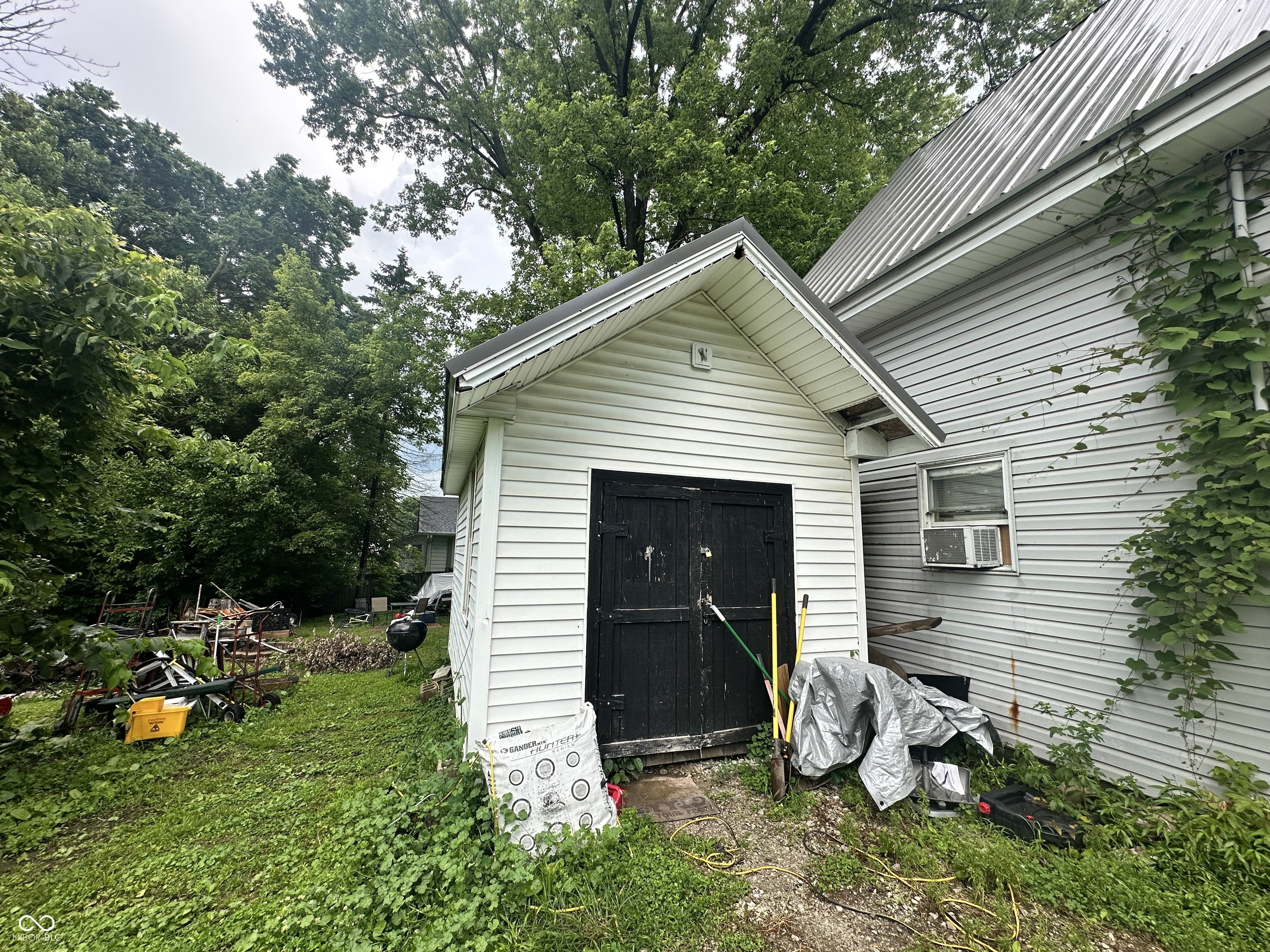 9 E Liberty Street