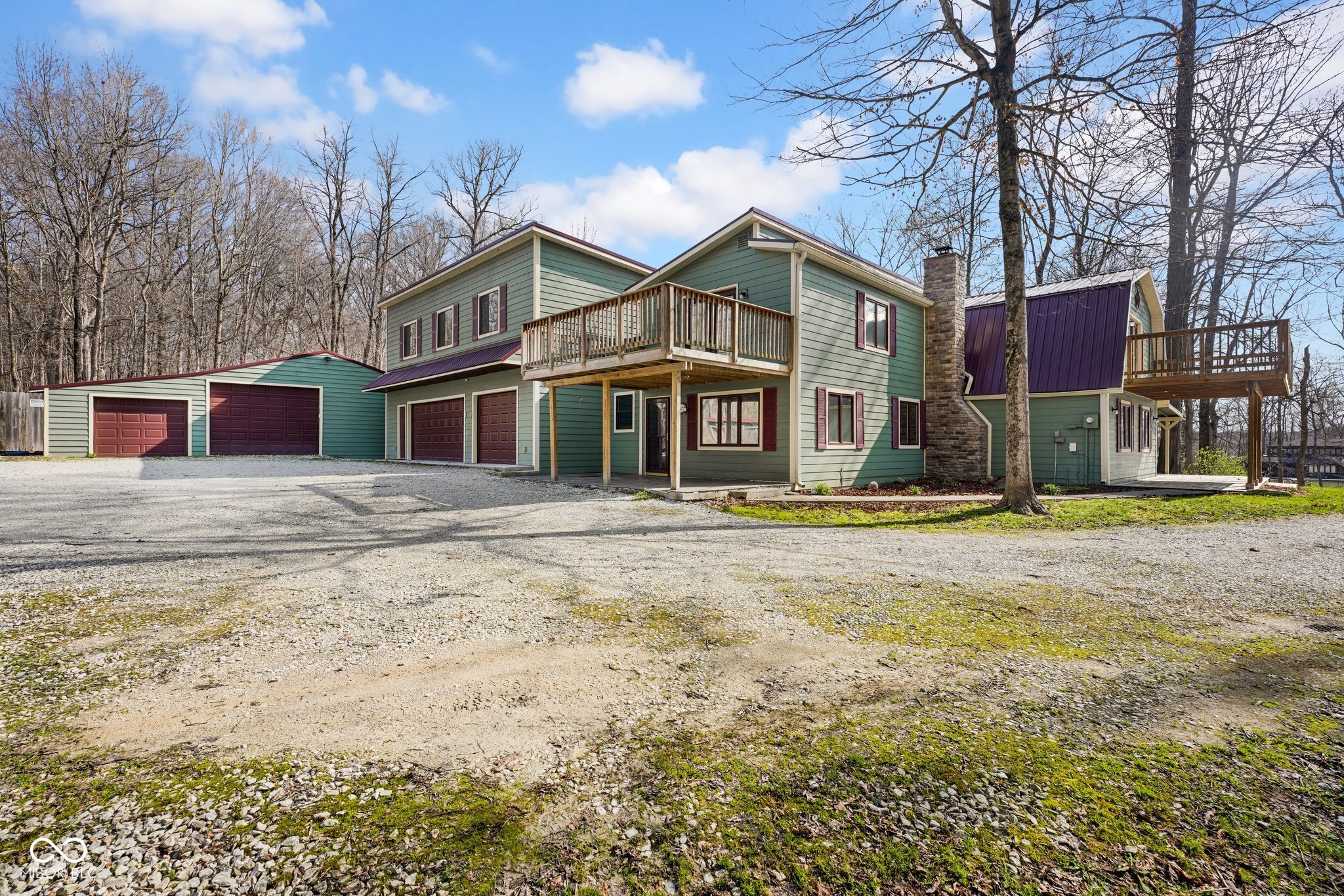 1747 E Tall Oaks Lane