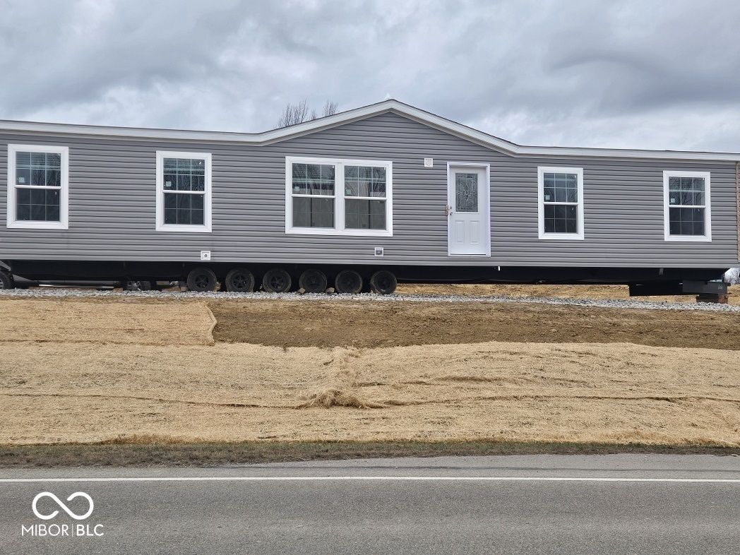 317 Lazy River Road