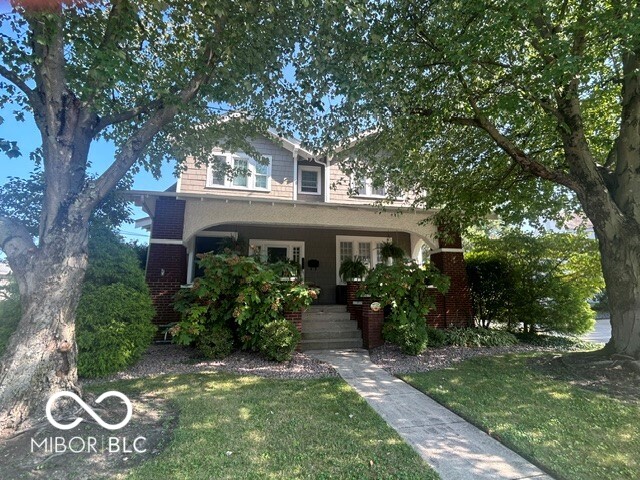 500 N Walnut Street