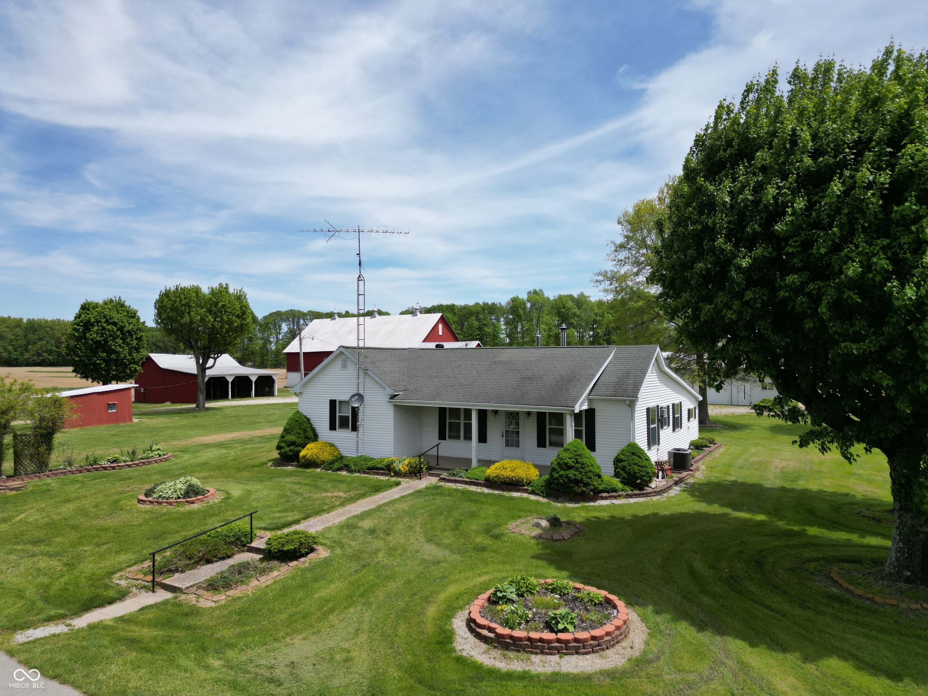 3718 N County Road 800 W