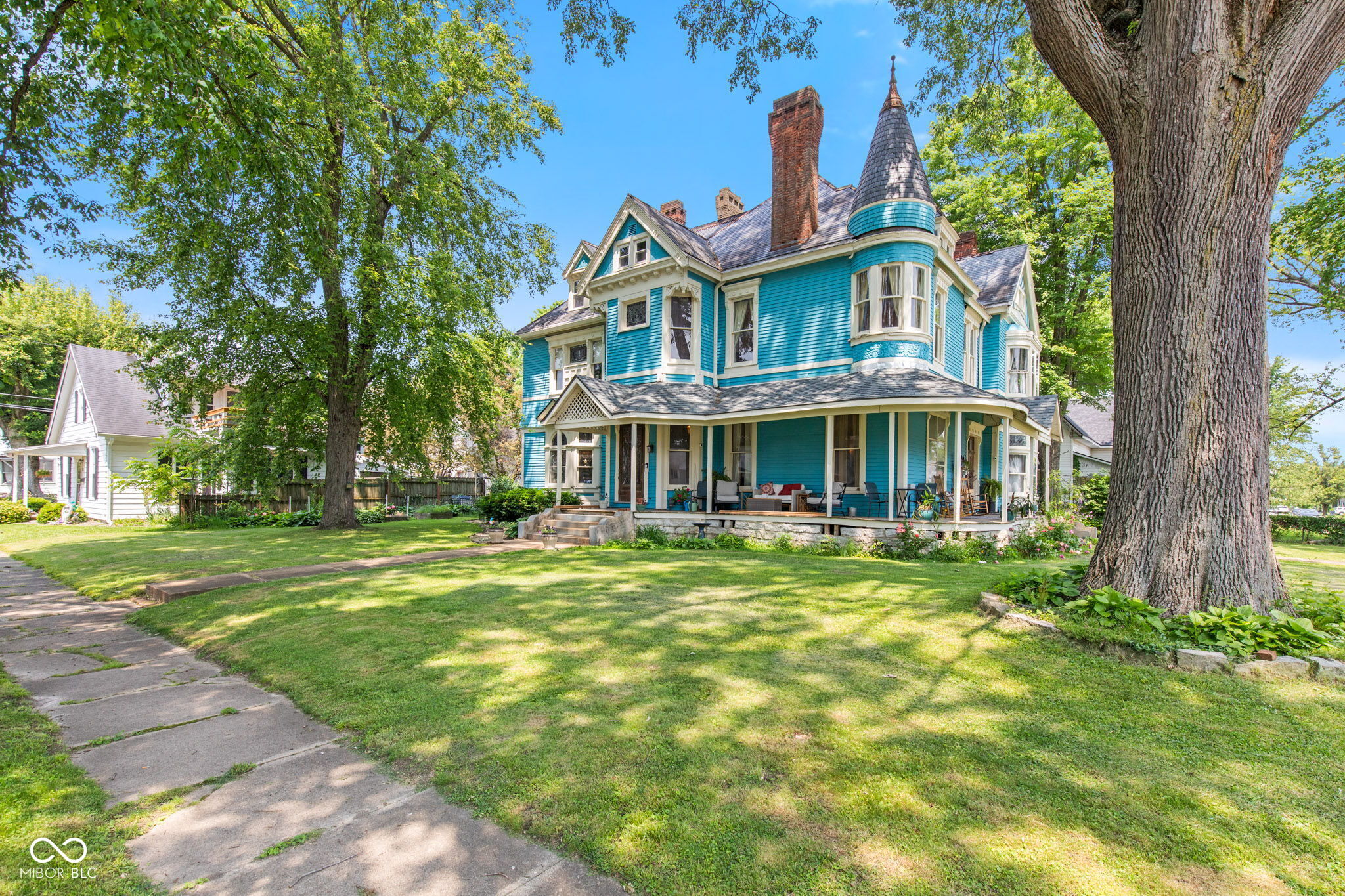 605 N Perkins Street