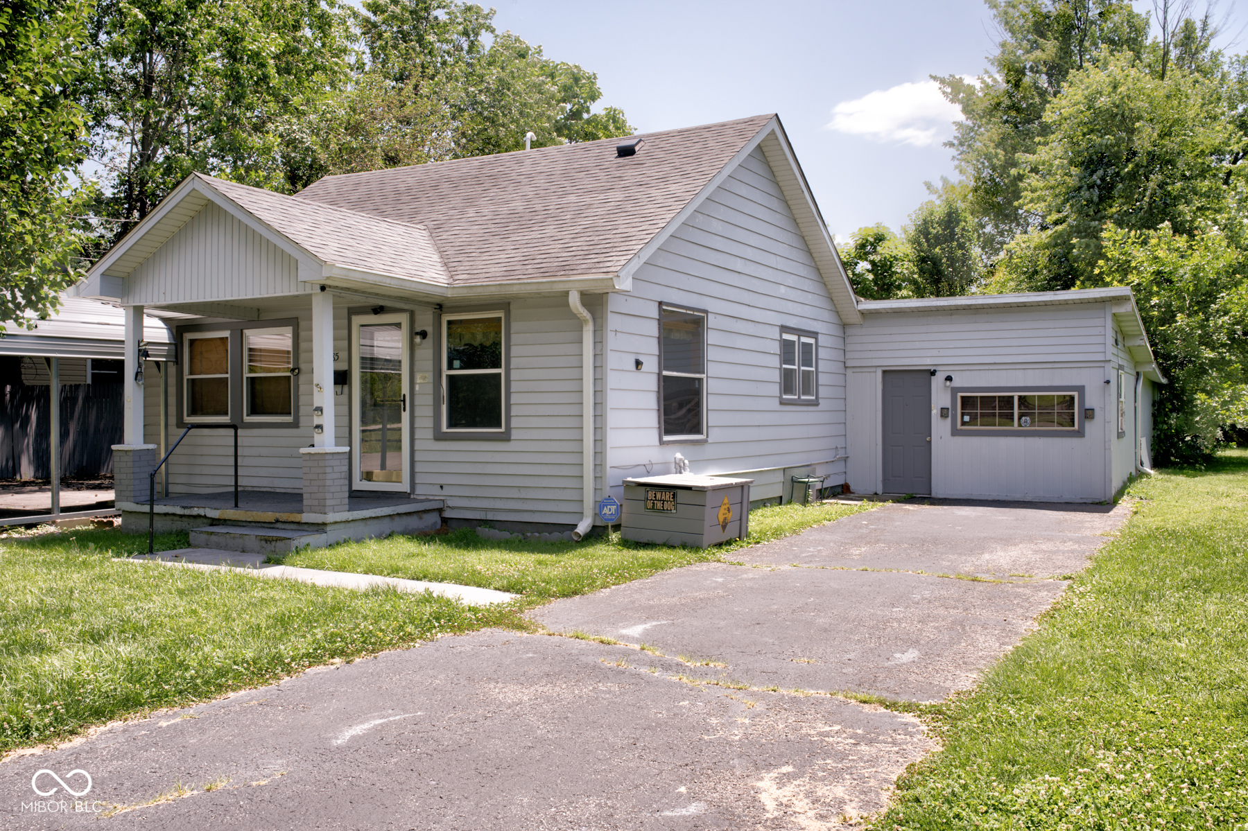 85 Rural Street