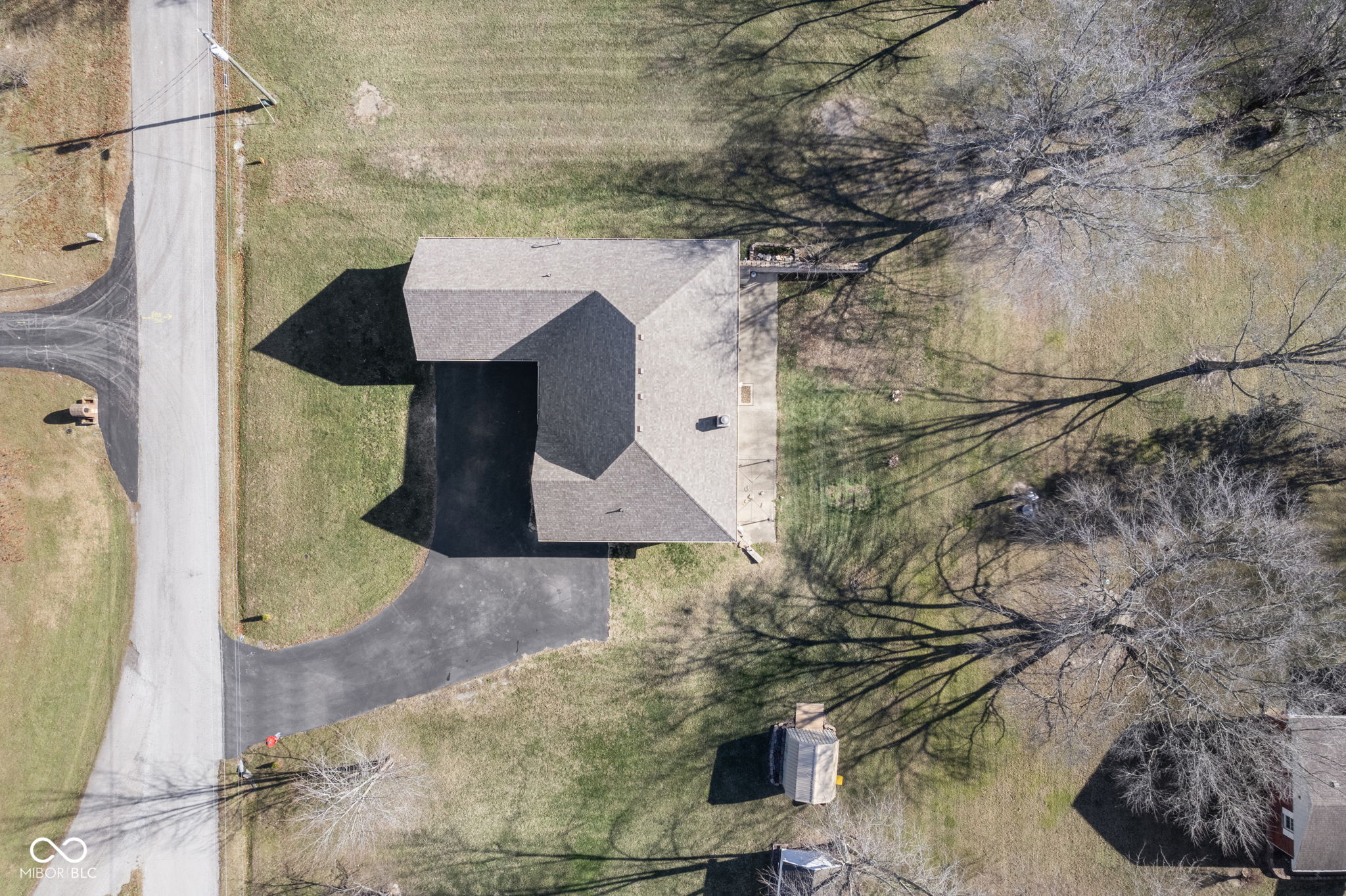 2395 W Robin Road