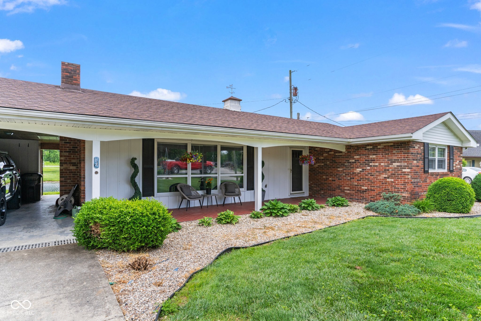 2137 W Bobwhite Drive