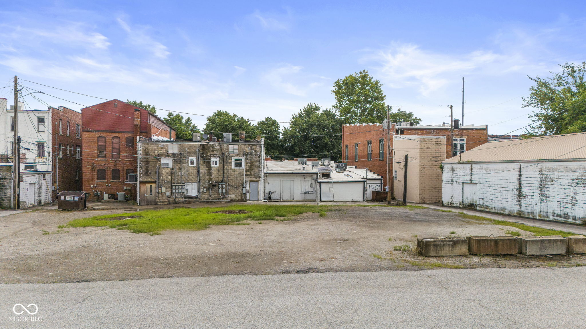 43 S Railroad Street