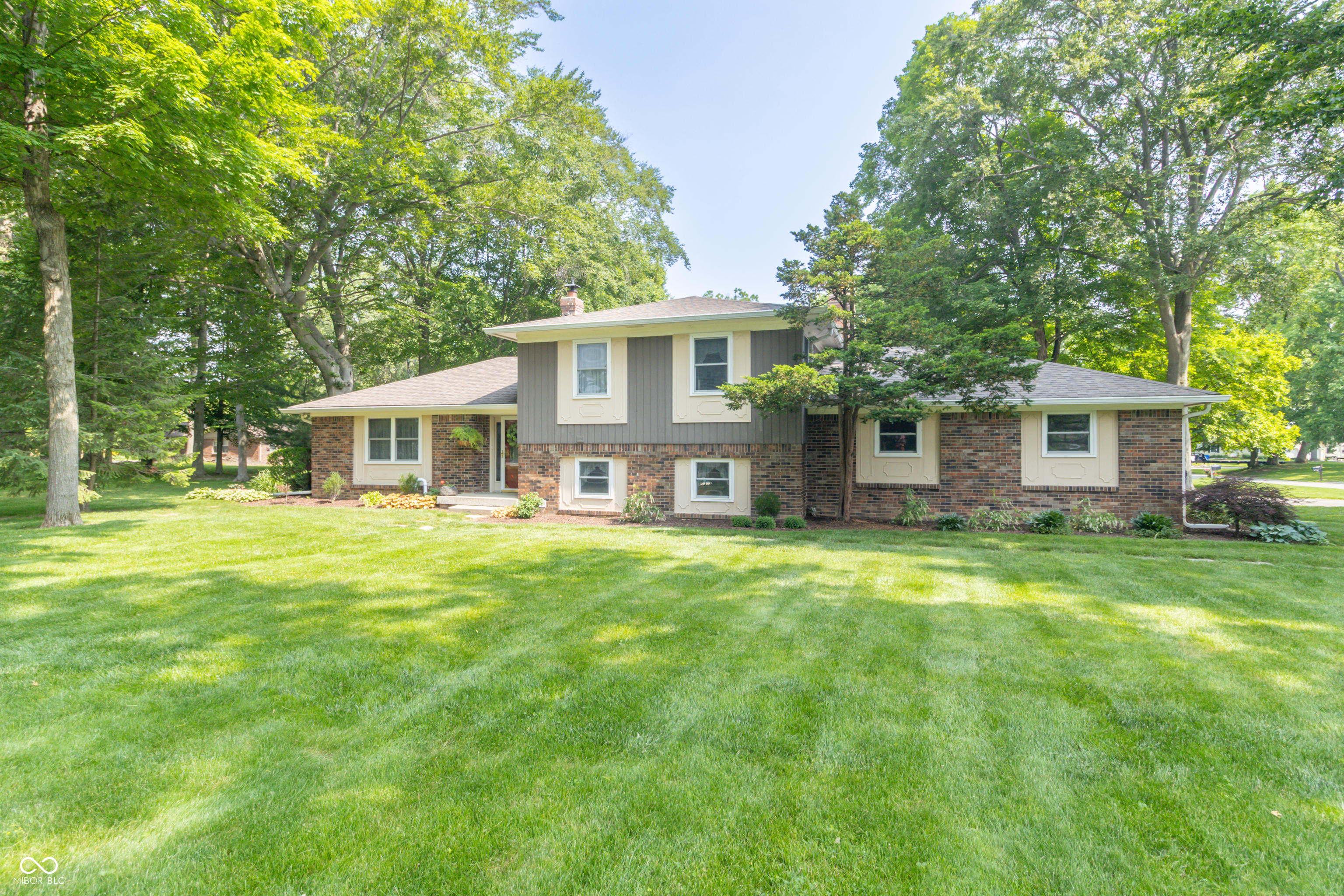12014 Briar Way Center Drive