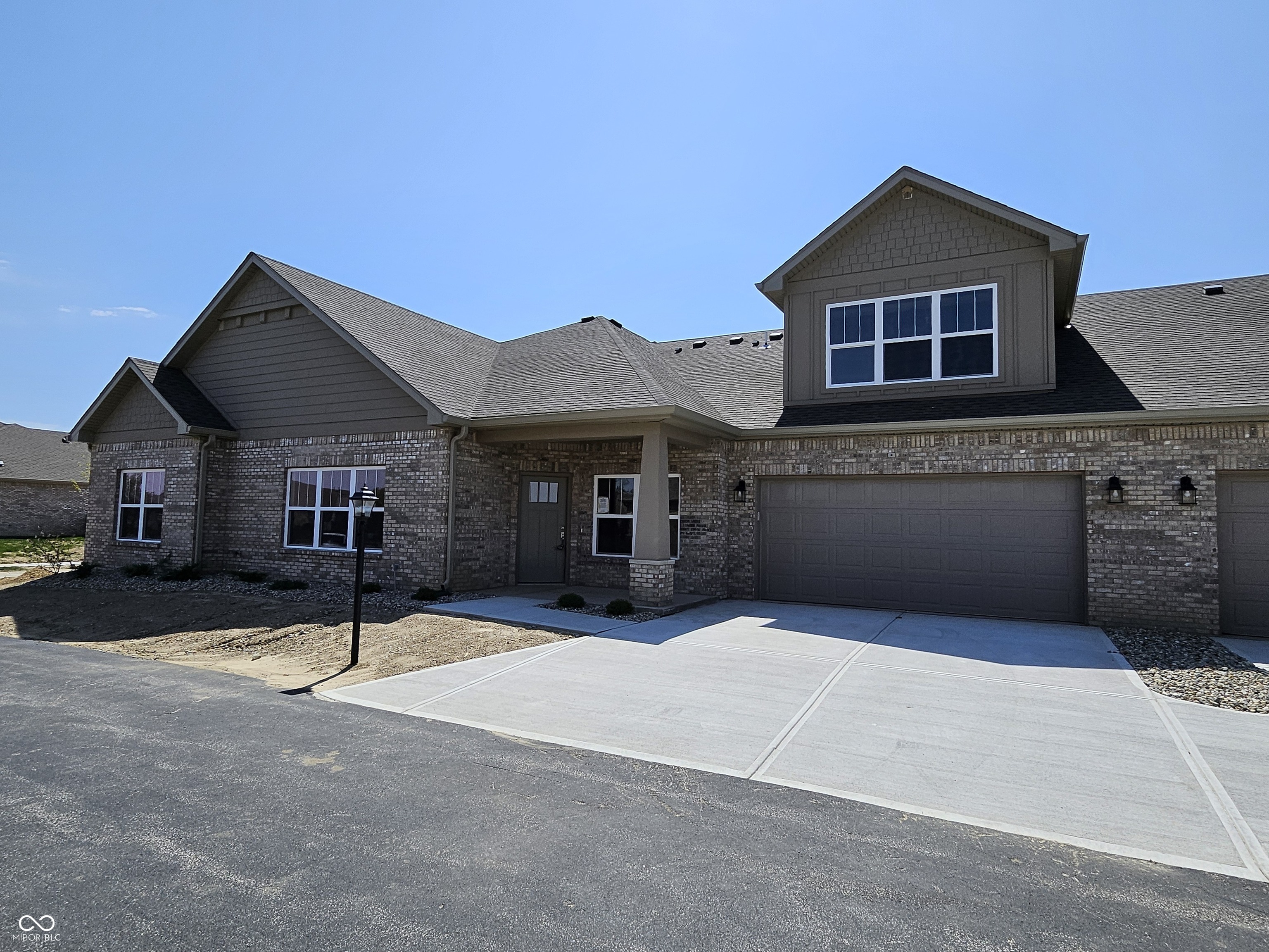 2331 Saddle Drive