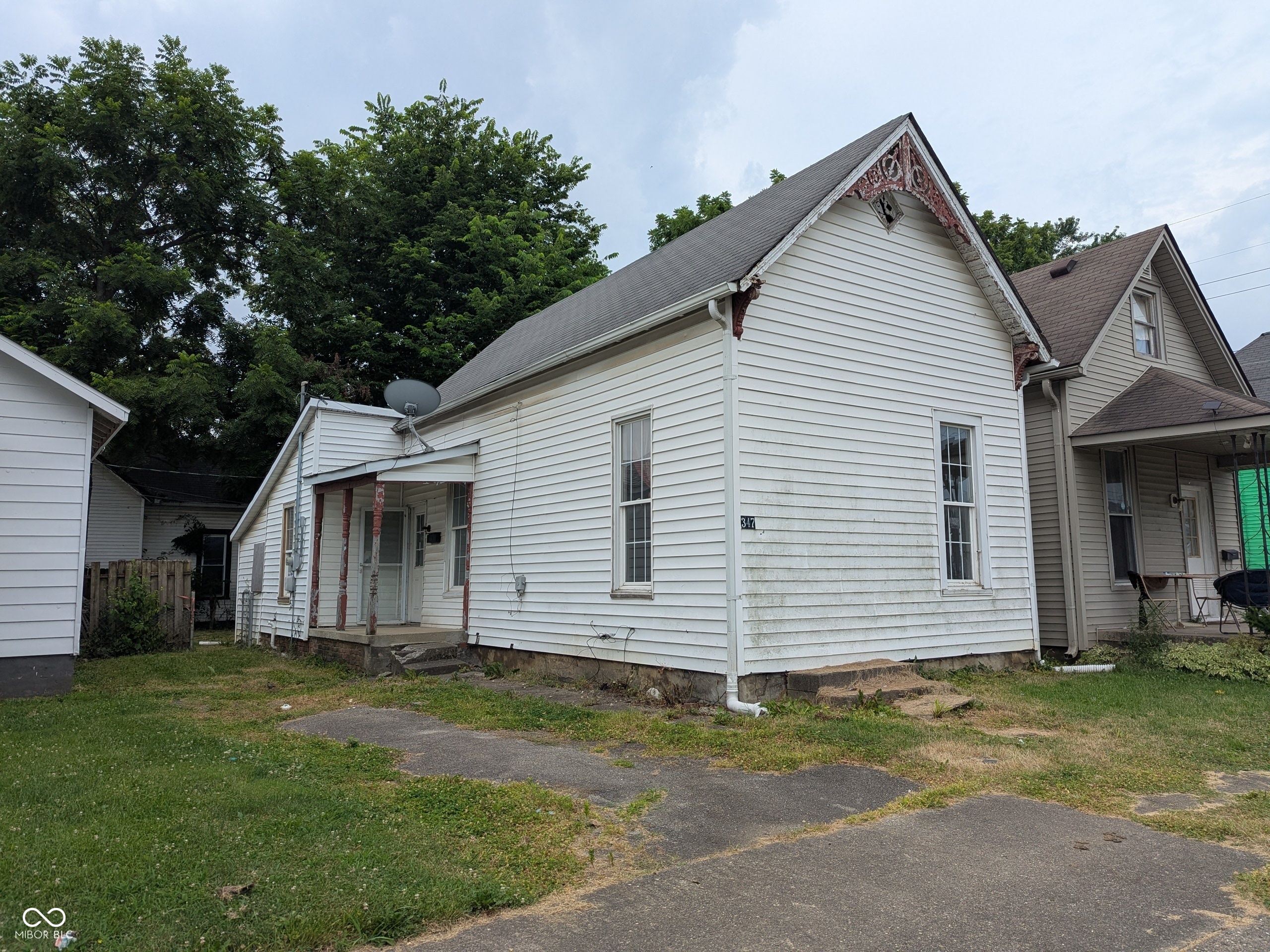 347 E Mechanic E Street