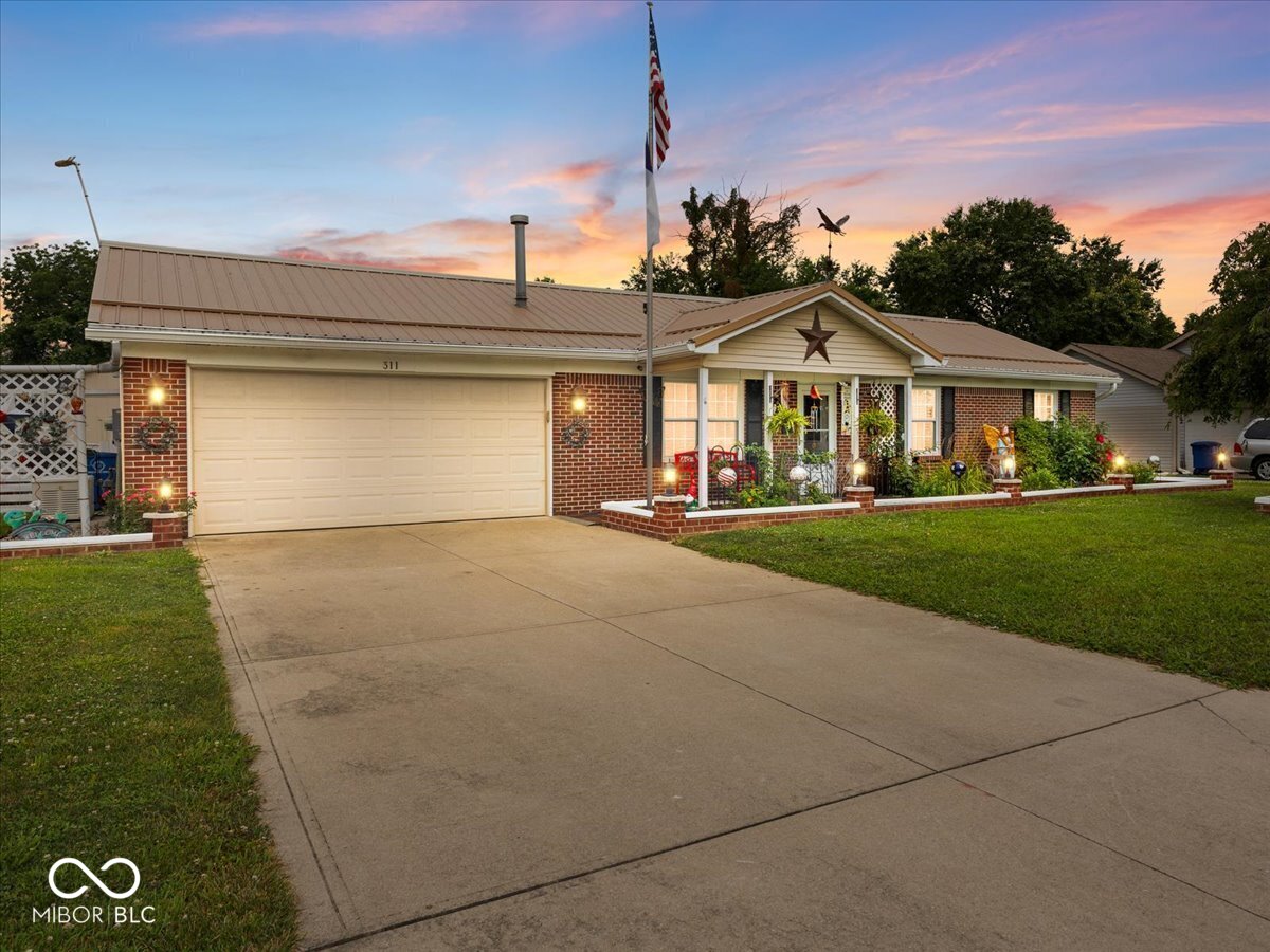 311 Fox Ridge Court