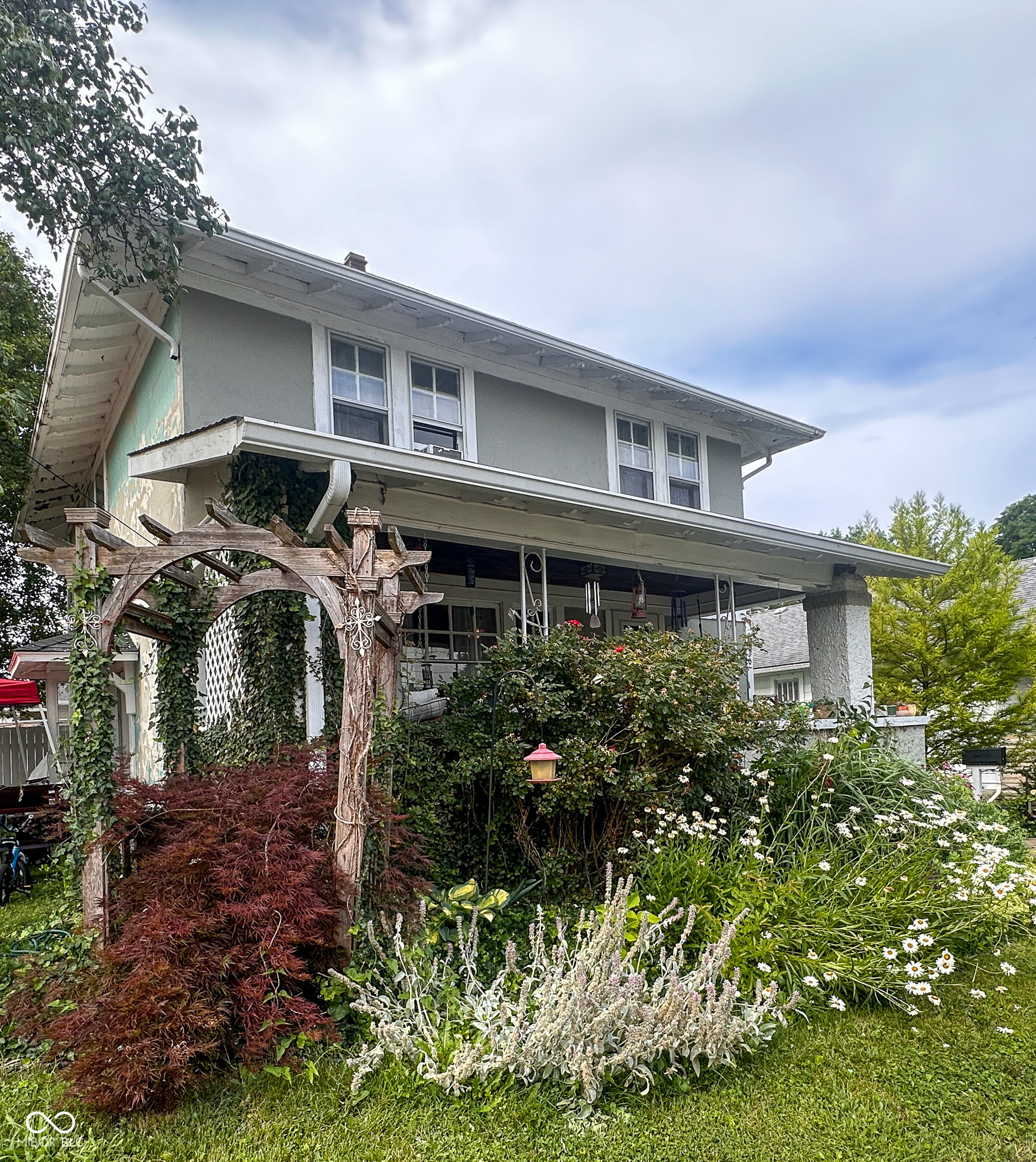 430 W Locust Street