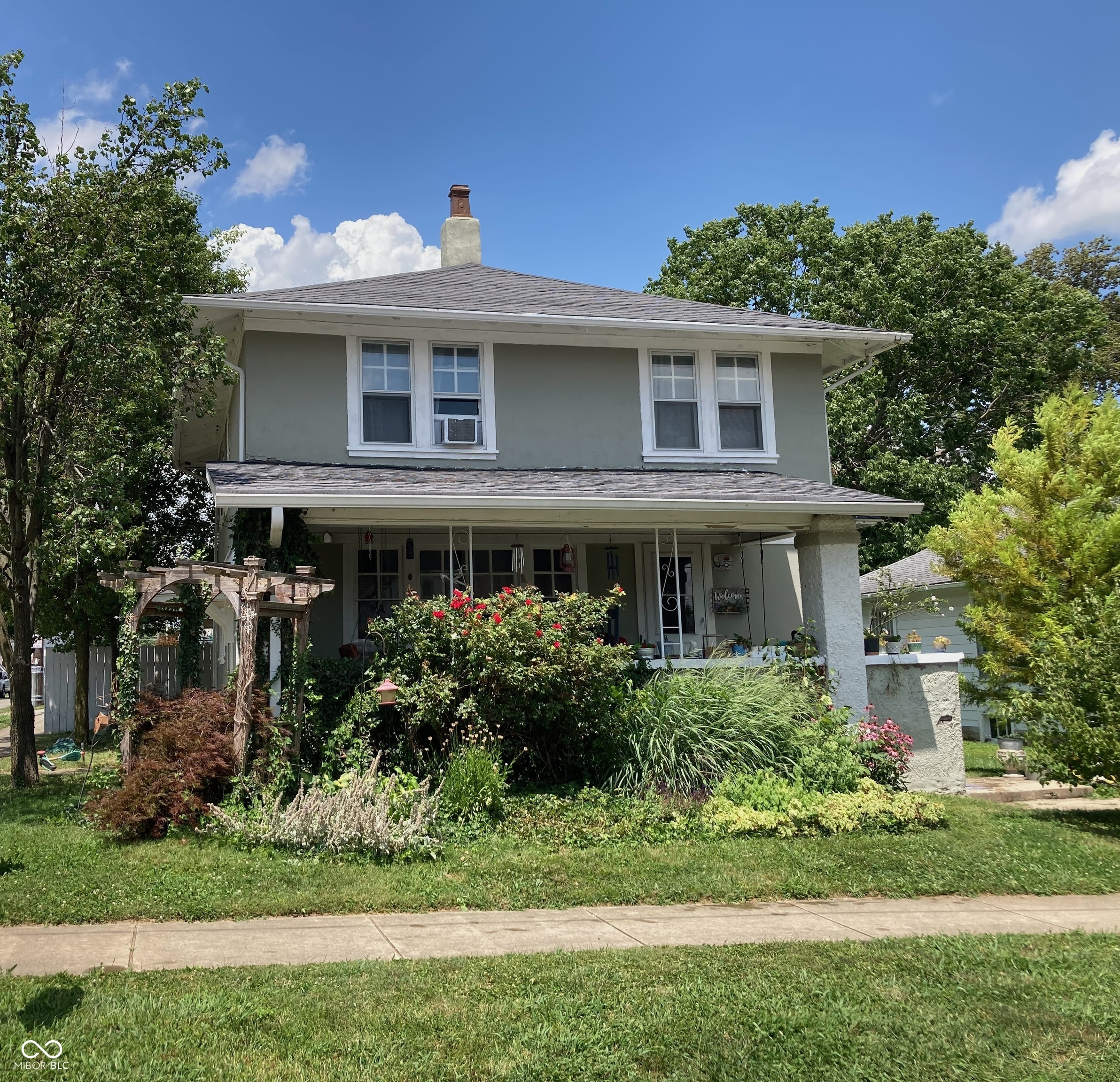 430 W Locust Street