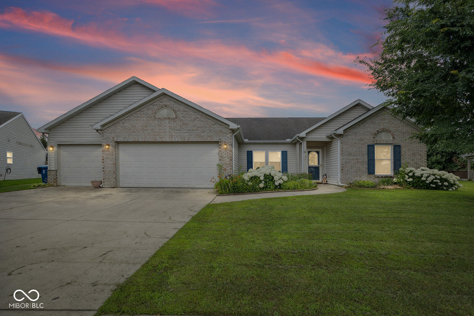 3445 Wright Court